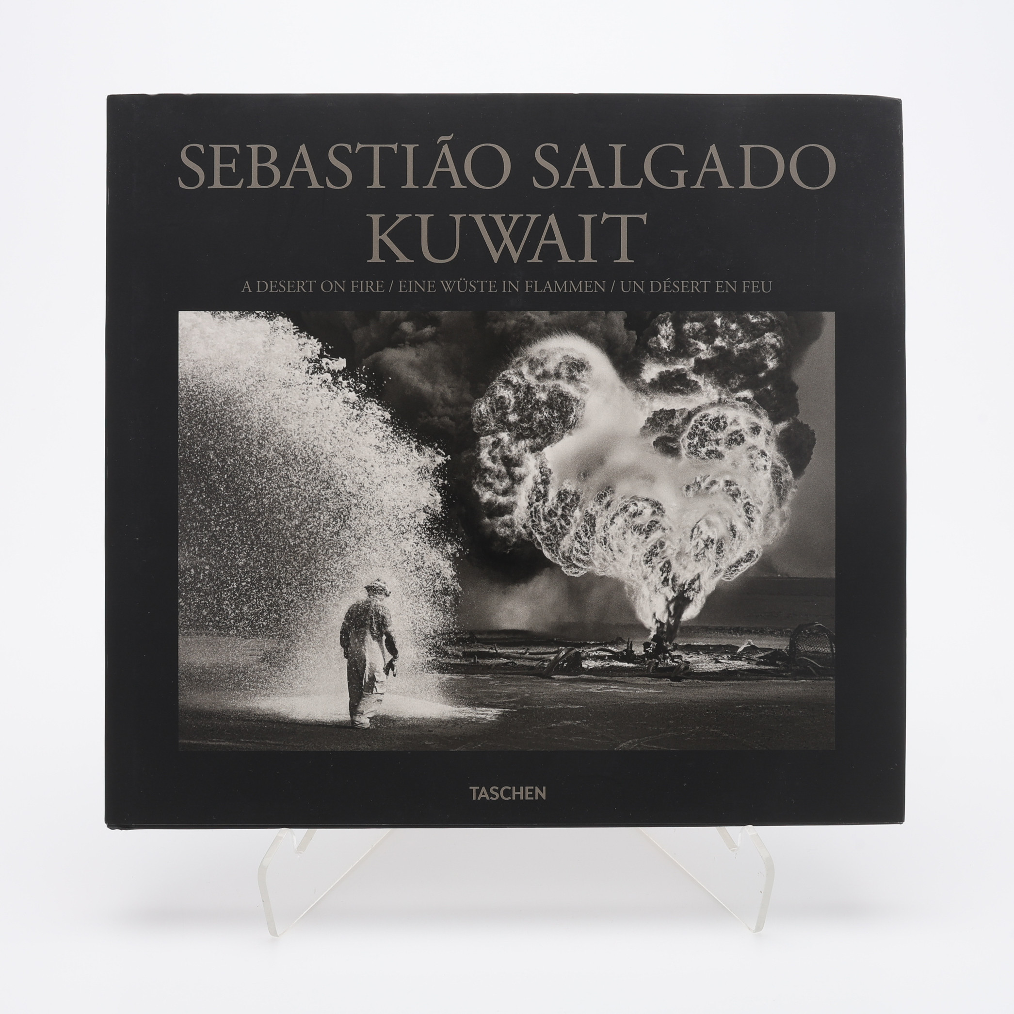 FOTO. DEN BRASILIANSK-FRANSKE FOTOGRAFEN SEBASTIÃO SALGADOS "KUWAIT", 2016.
