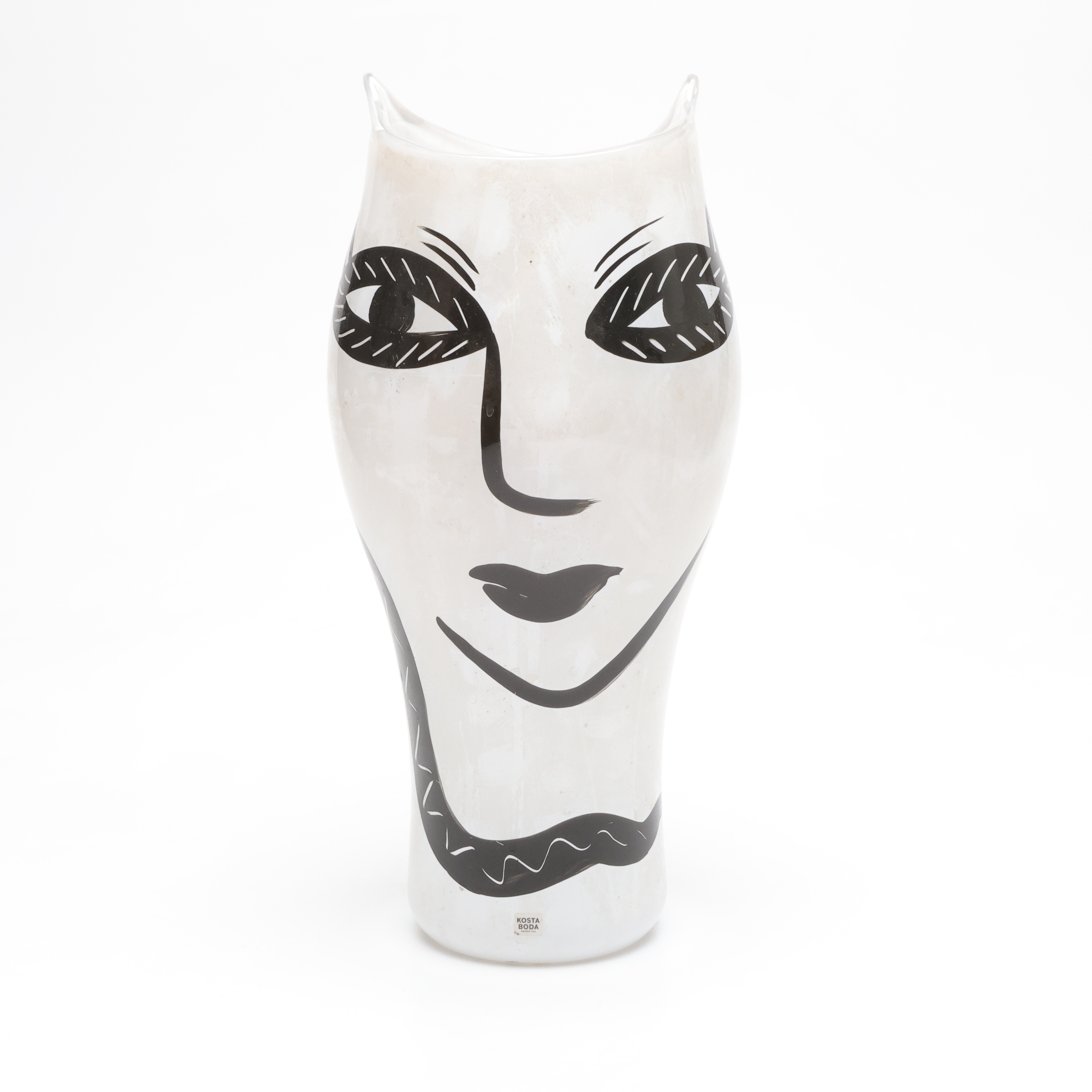 ULRICA, HYDMAN-VALLIEN, Vas, "Open Minds", Kosta Boda, Signerad.