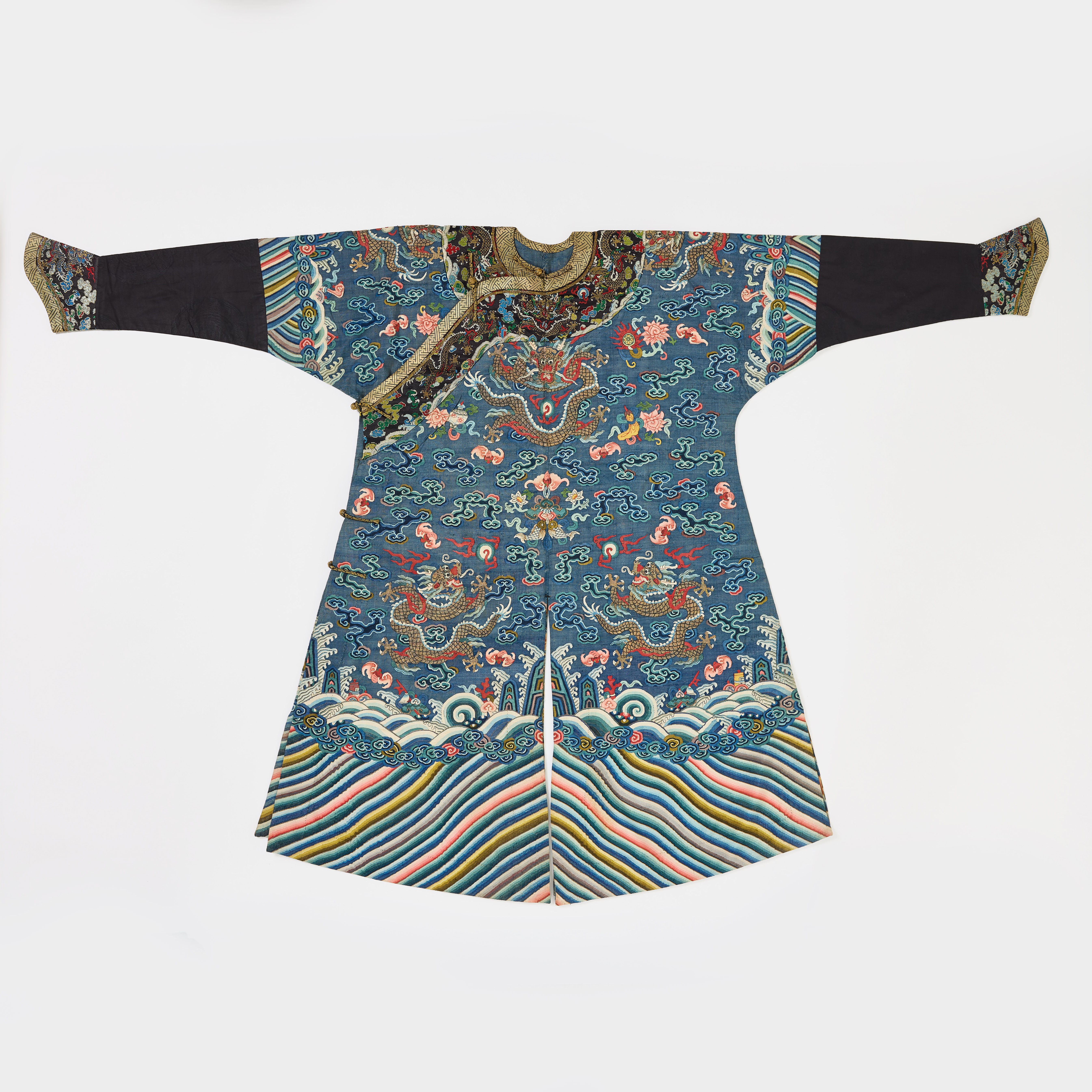 A Chinese Wowen Kesi Silk Robe, Jifu.