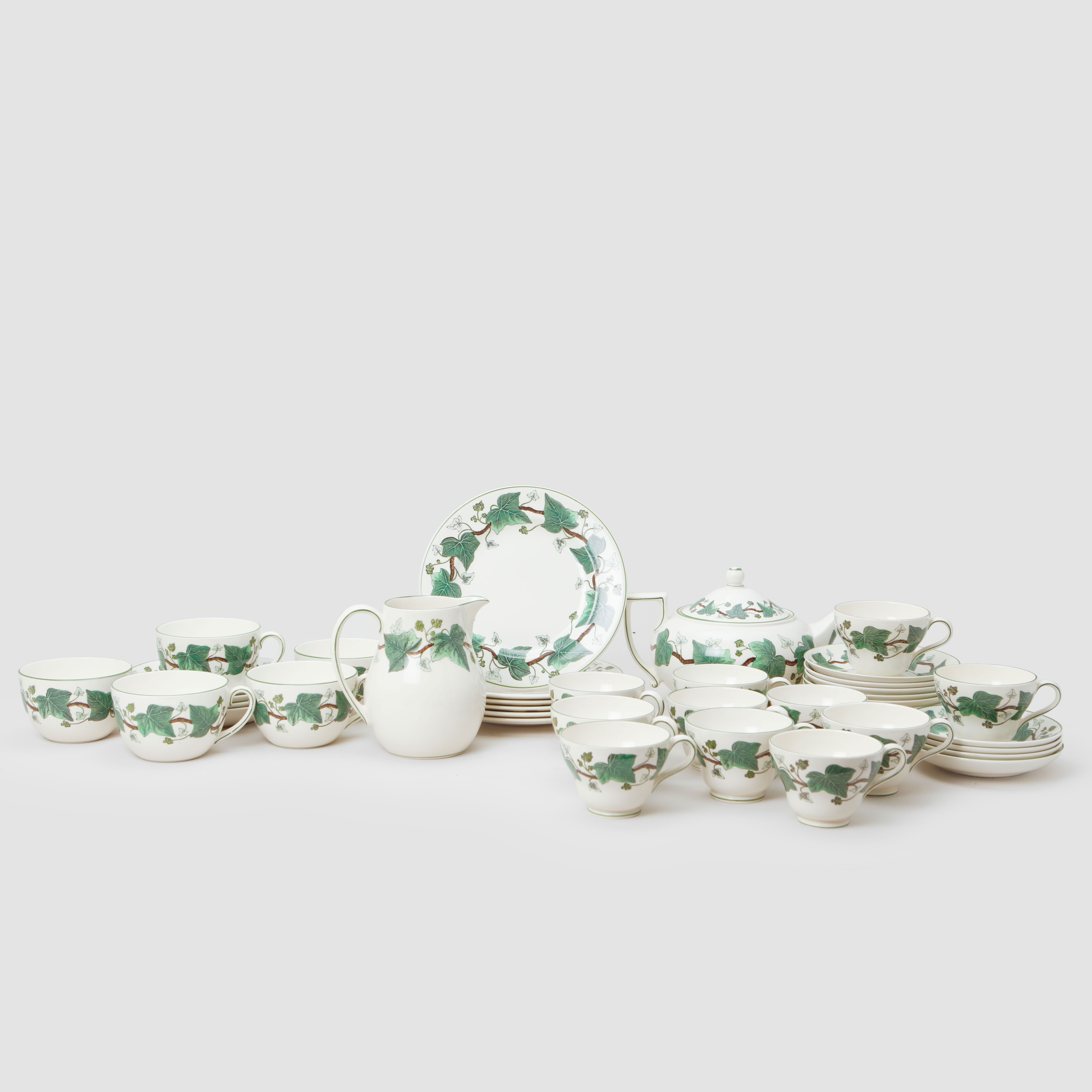 TE & KAFFESERVIS, 21 delar, flintgods, "Napoleon Ivy", Wedgwood.