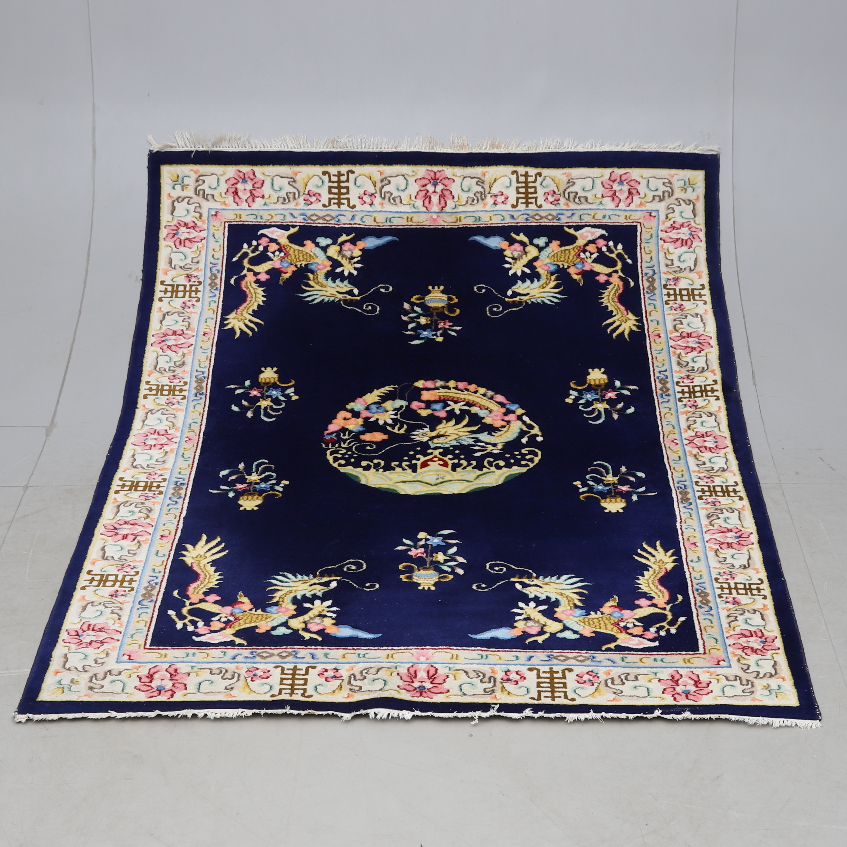 KINAMATTA, ca 240x175 cm, 1900-talets andra hälft.