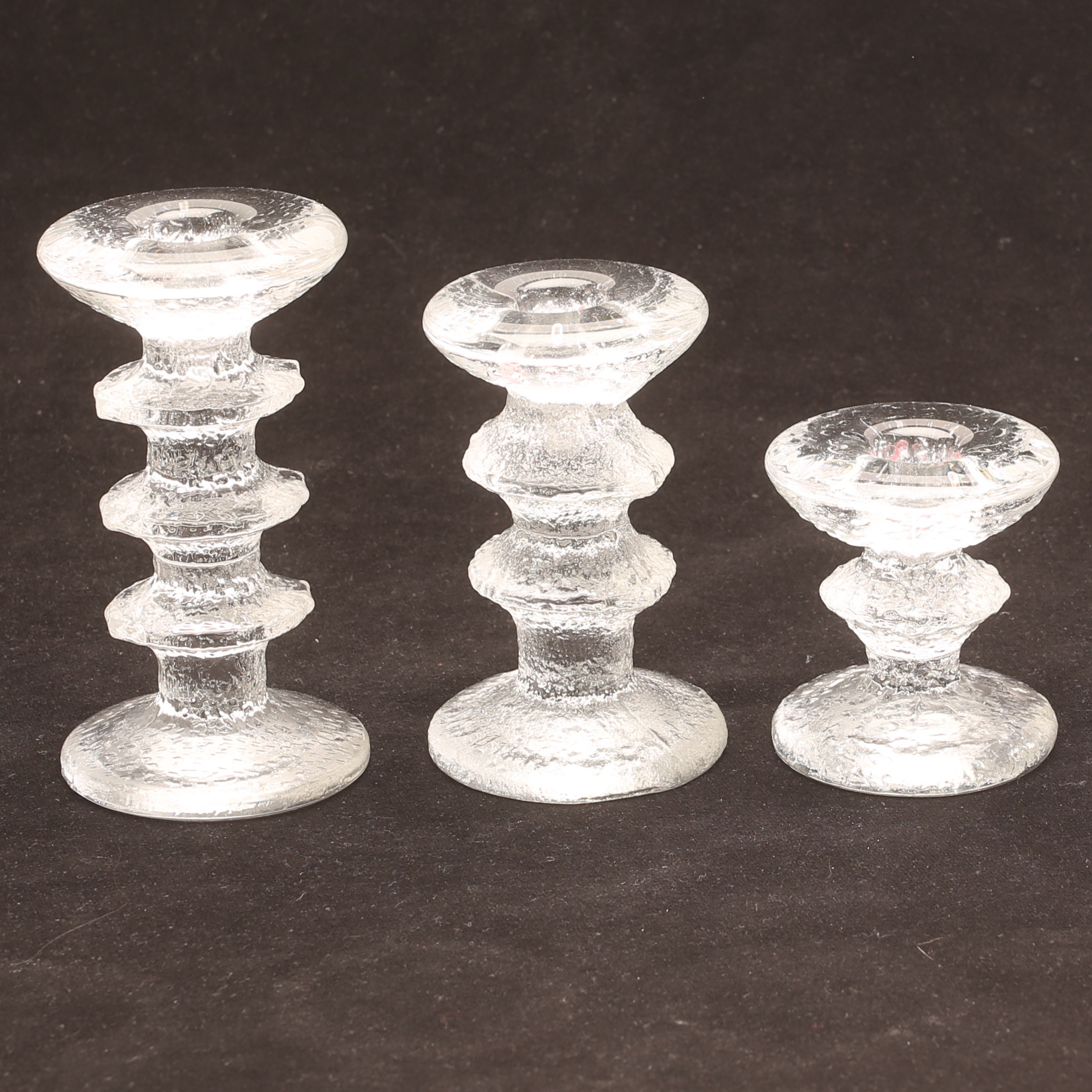 TIMO SARPANEVA. Ljusstakar, 3 stycken, "Festivo", Iittala, Finland.
