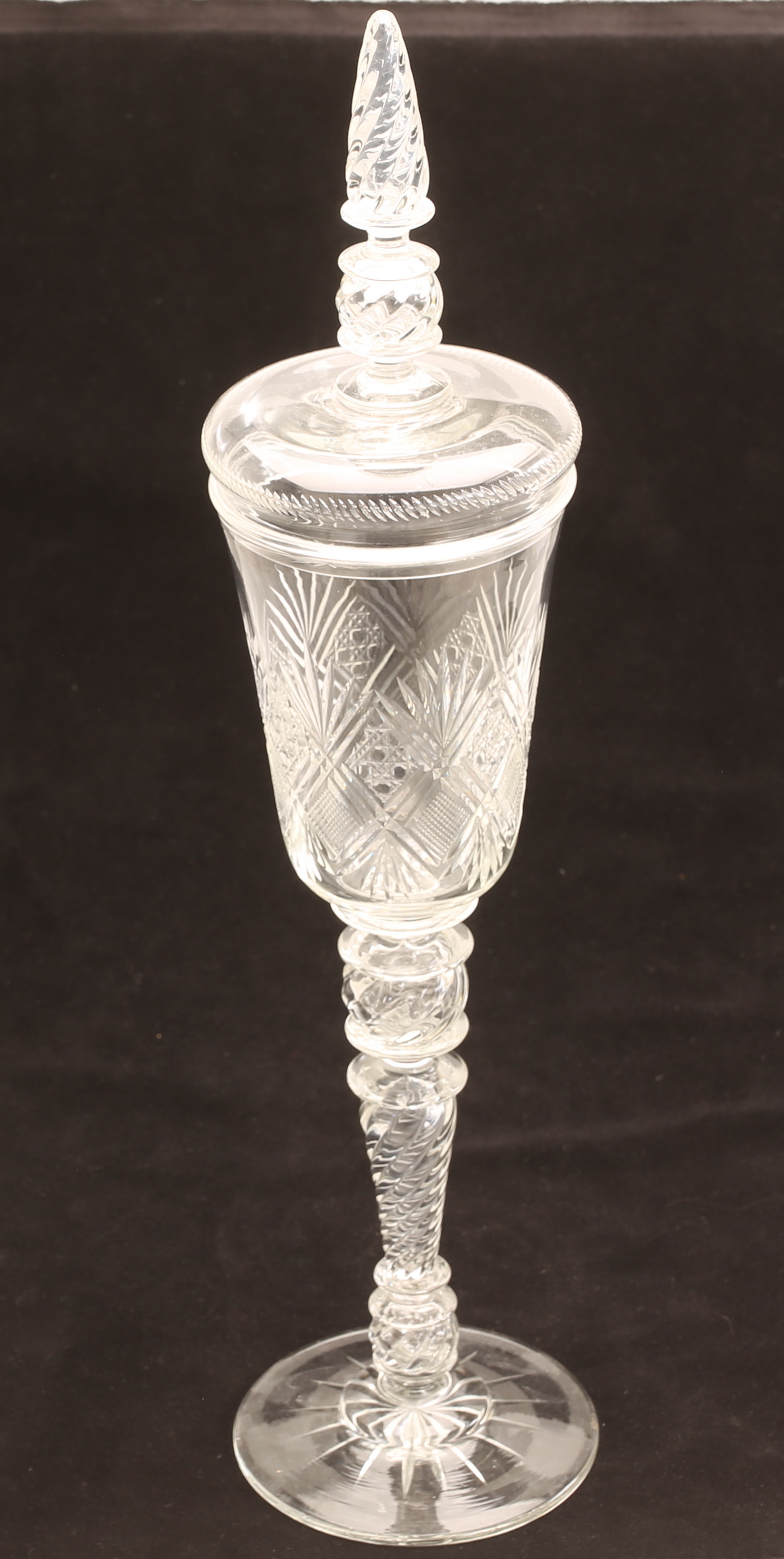 POKAL med lock, sannolikt Reijmyre 18/1900-tal.