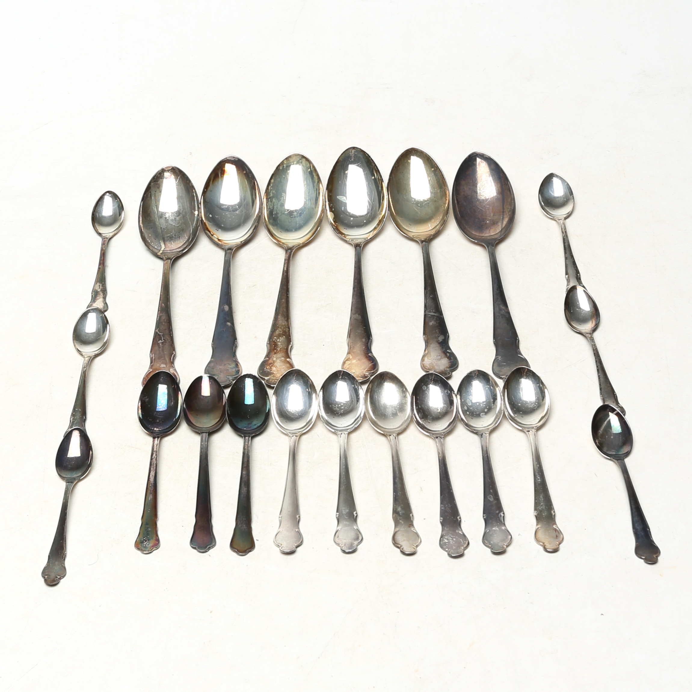 SKEDAR, totalt 21 st, silver.