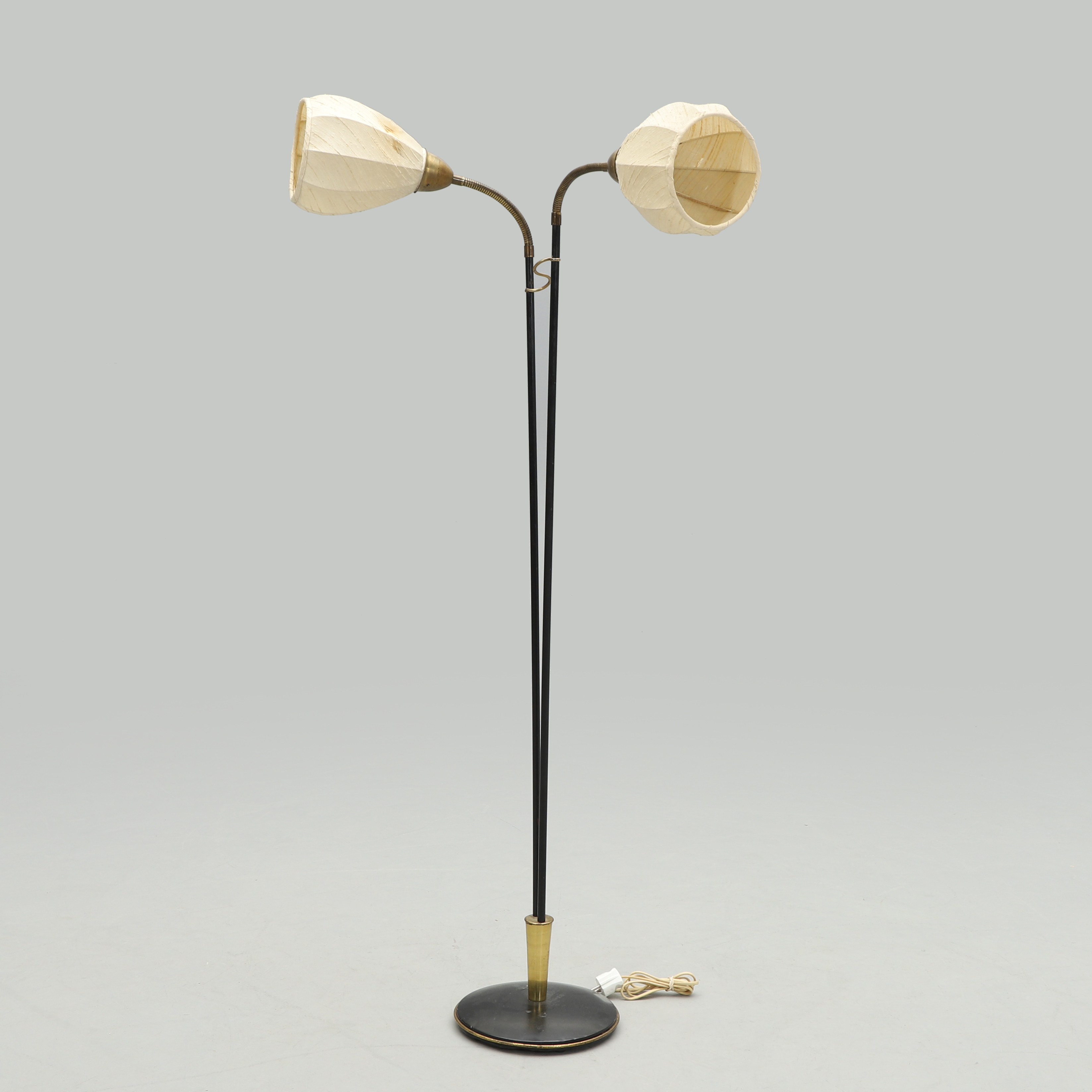 GOLVLAMPA, märkt SAE 63, 1950-tal.