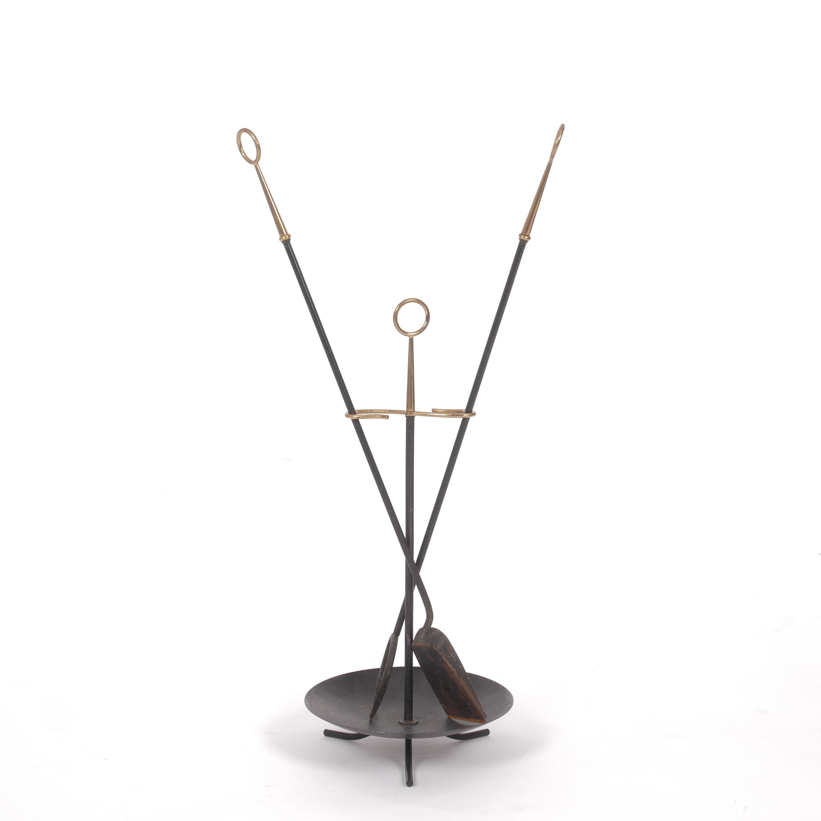 GUNNAR ANDER. Brasset, 3 delar, svartlackerad metall och mässing, Ystad Metall, 1950-tal.