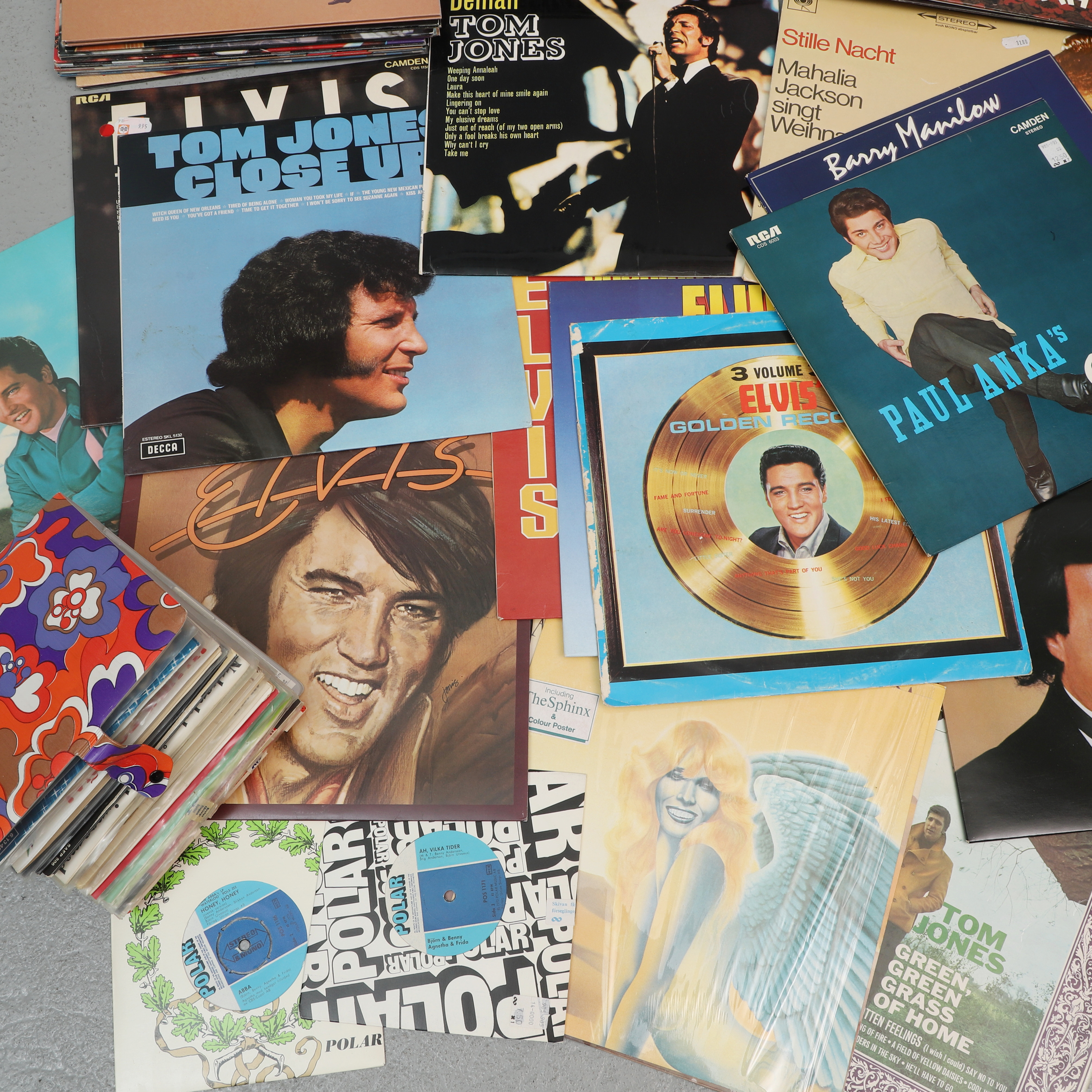 VINYLSKIVOR, ca 44+36 st, blandade artister, bl.a. Elvis Prestley & ABBA.
