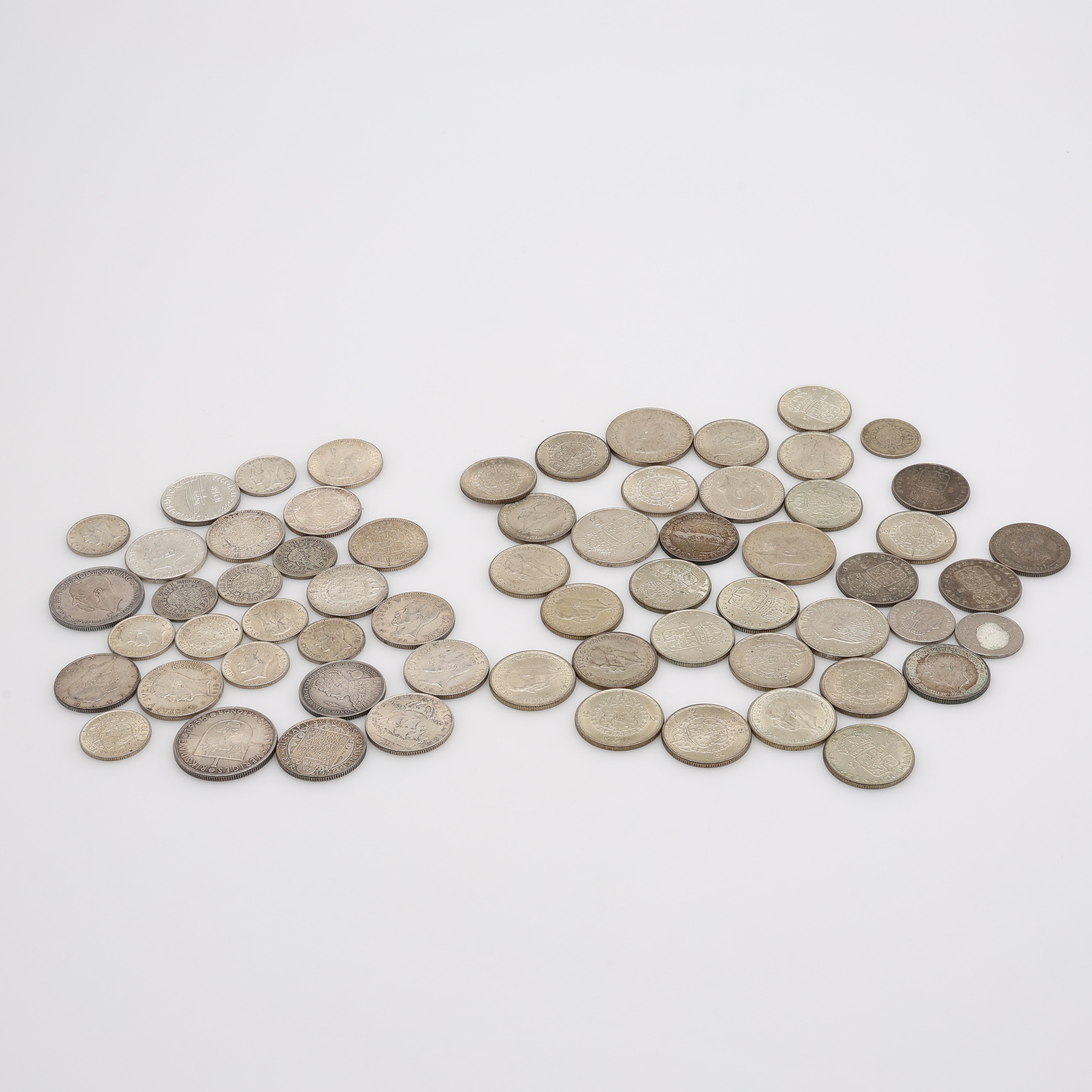 SVENSKA SILVERMYNT, SILVERHALT 40 och 80%, 513 och 349 g.