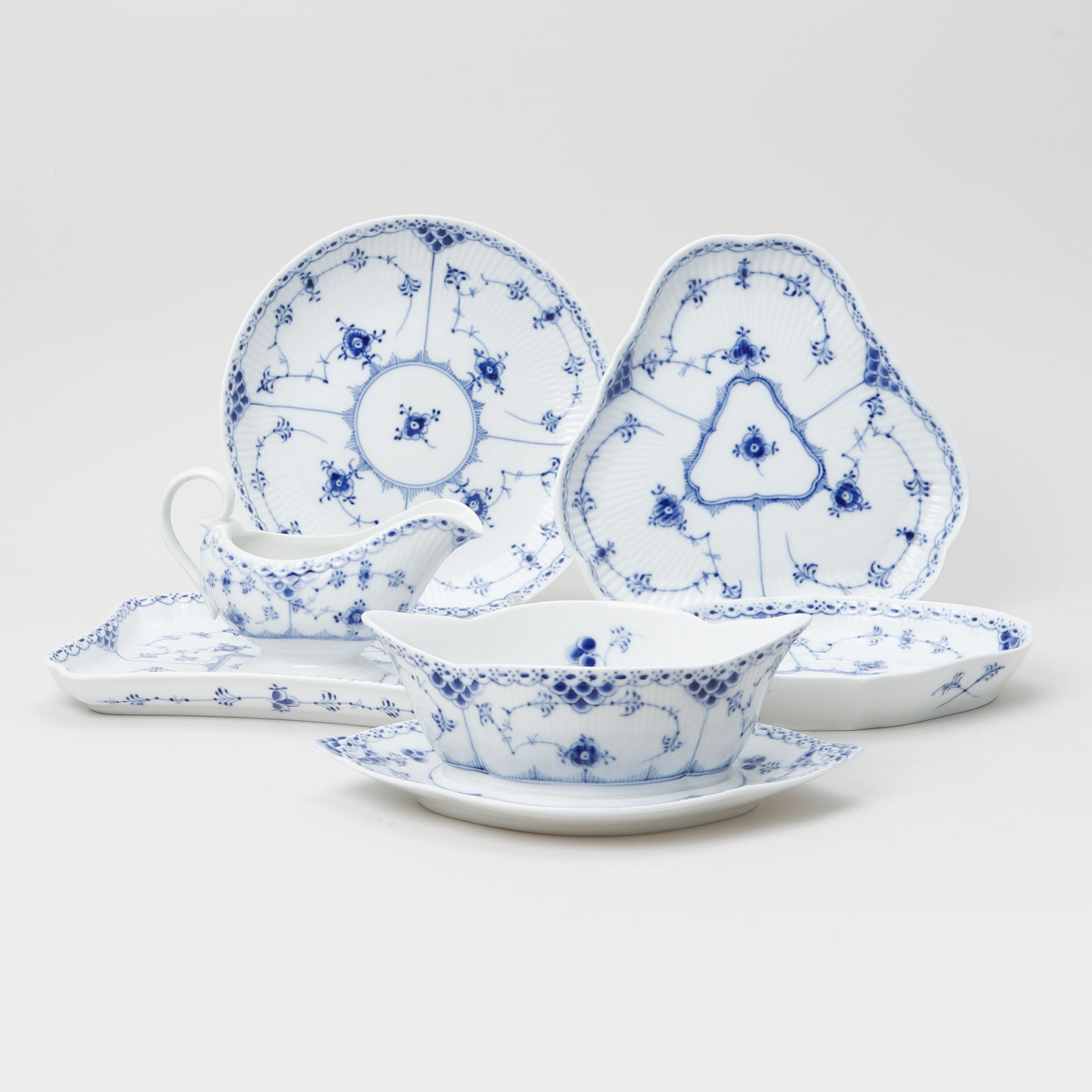 SERVISDELAR, 6 stycken, porslin, "Musselmalet", Royal Copenhagen.
