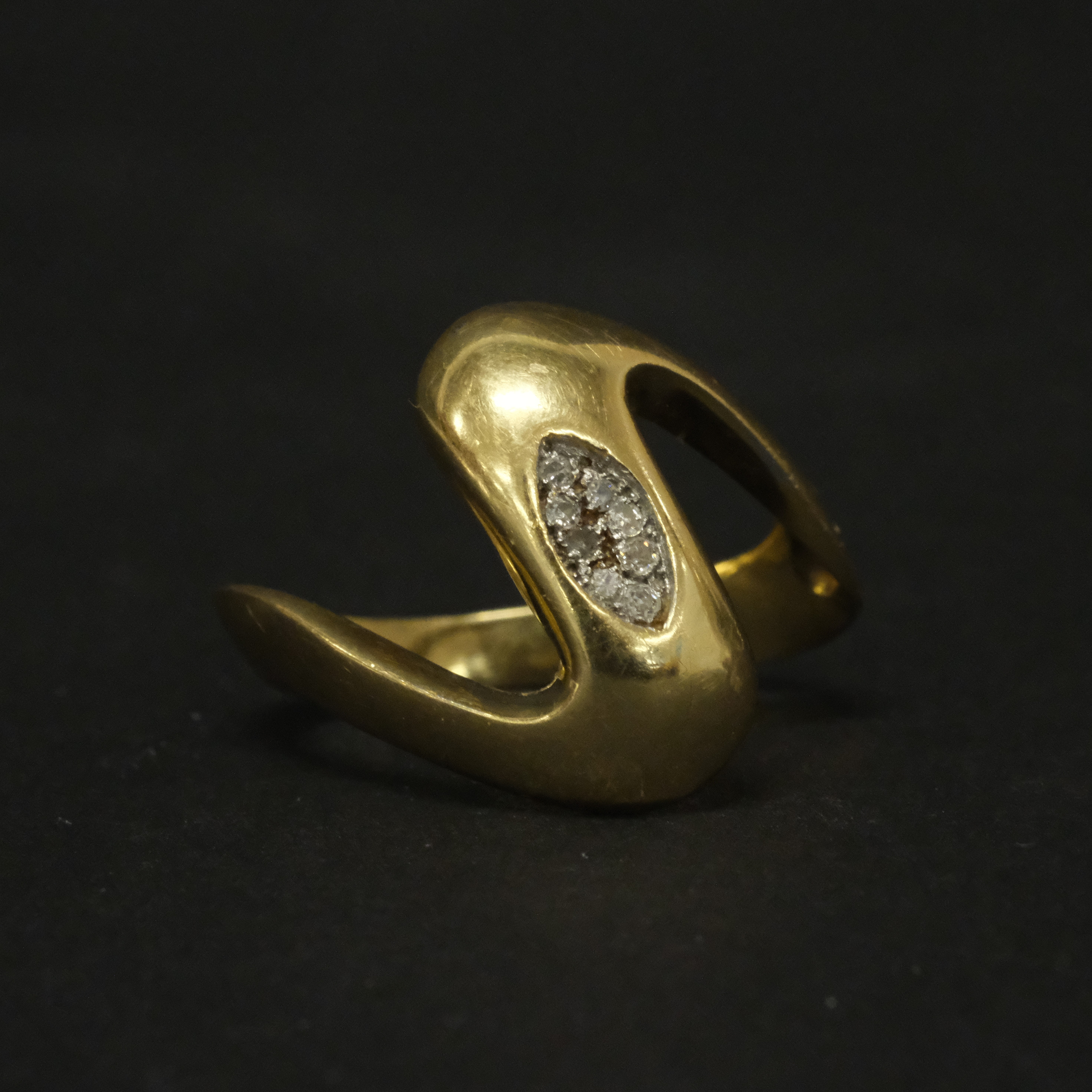 RING MED DIAMANTER, 18K GULD.