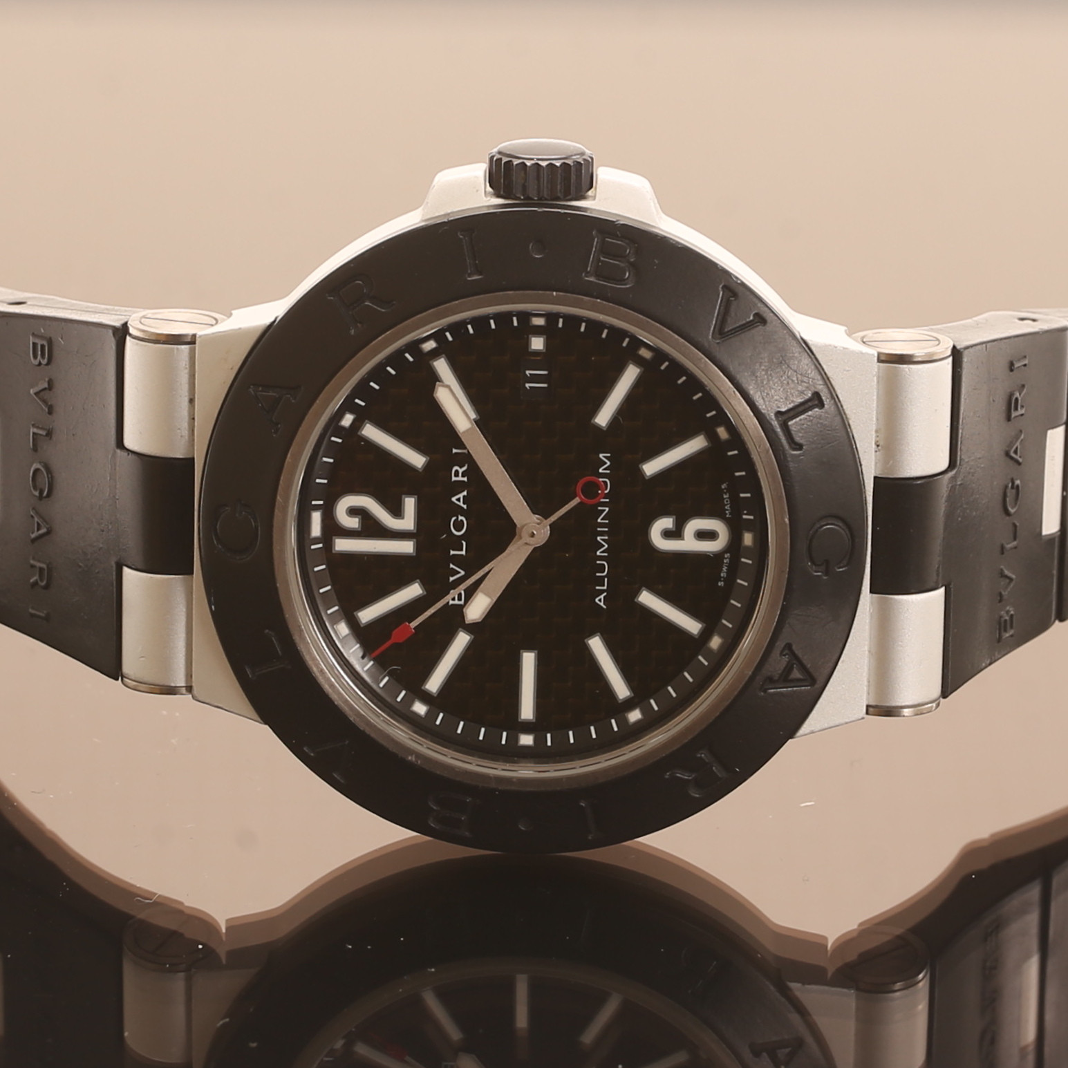 HERRARMBANDSUR, Bvlgari, Aluminium.