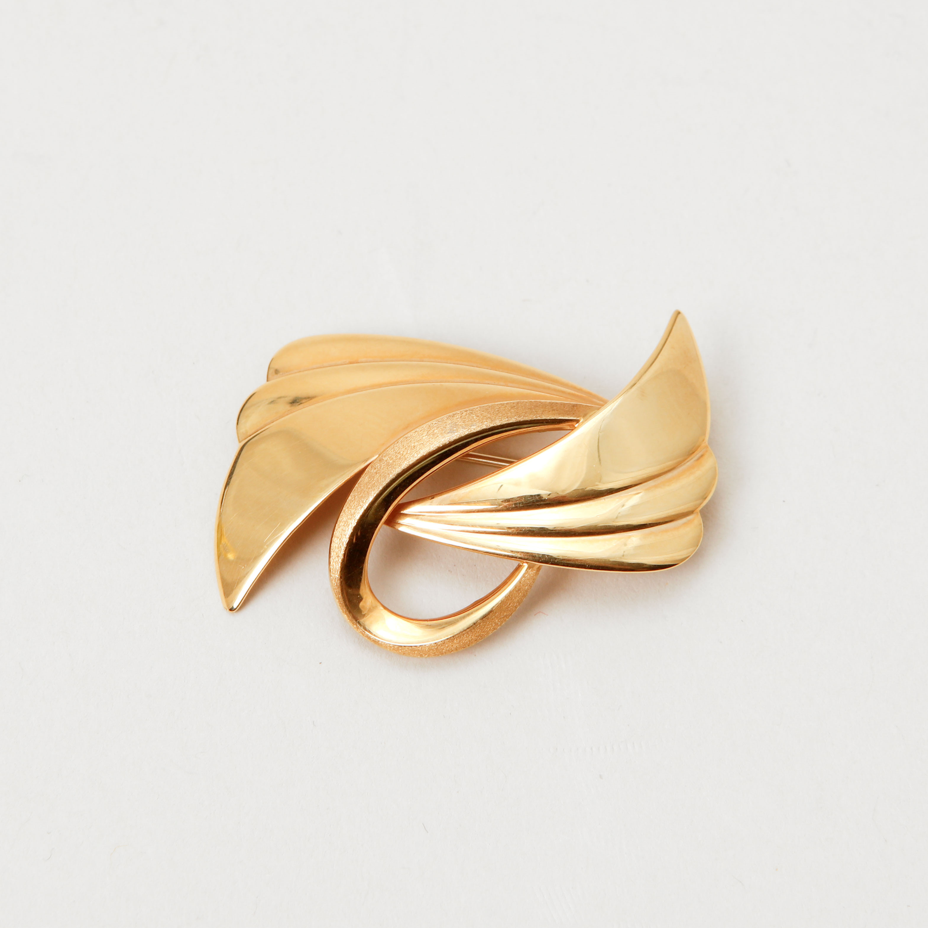 BROSCH, 18k guld, Teka Tyskland. Vikt ca 4,7 g.