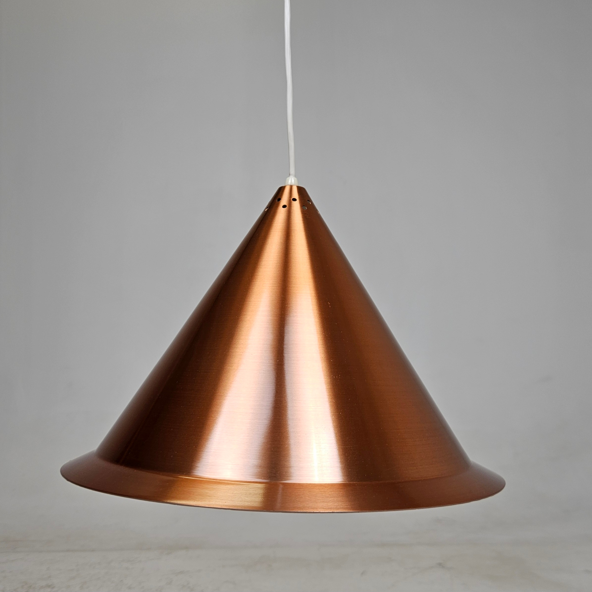 TAKLAMPA, koppar, Fagerhults ljusarmatur, höjd ca. 31 cm.