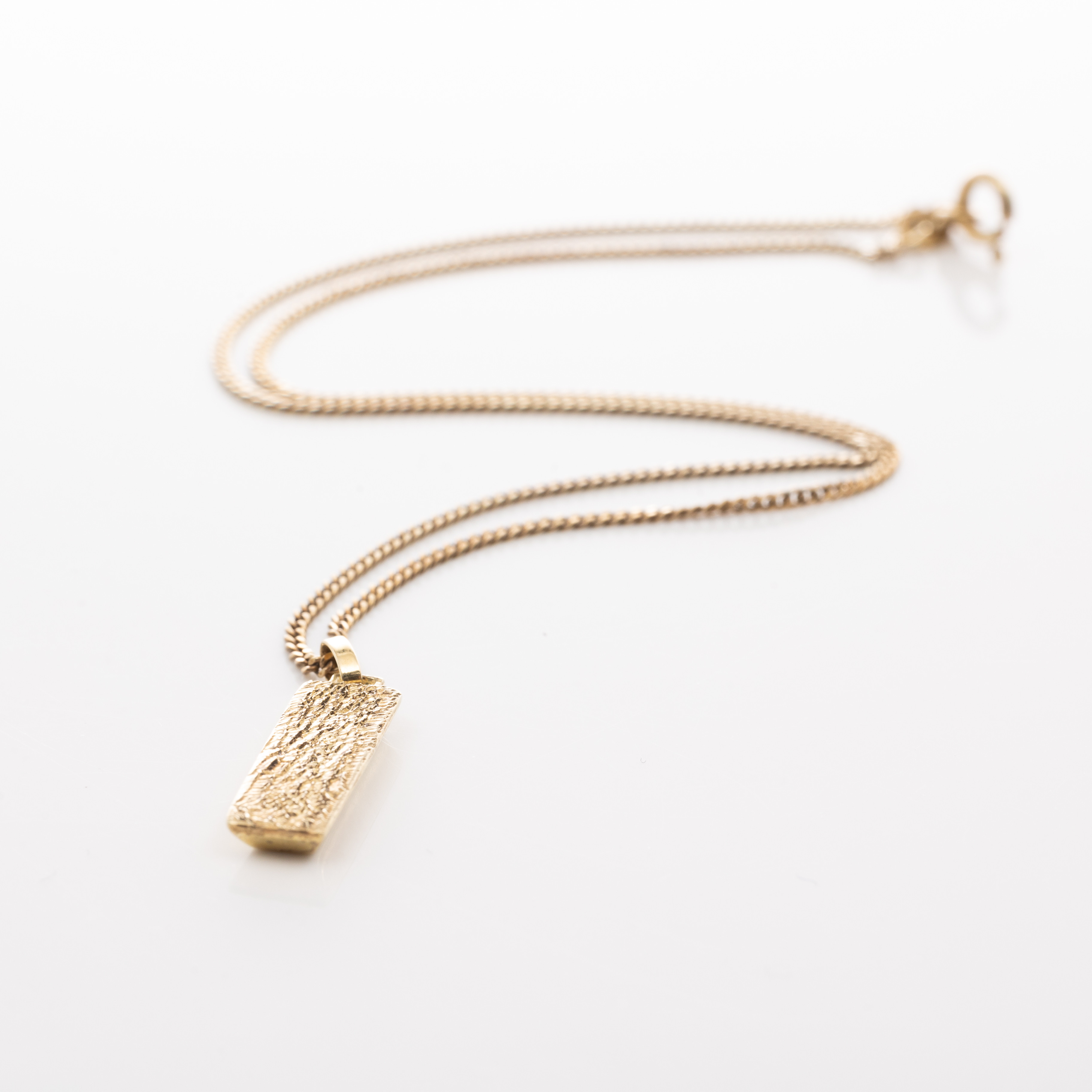 COLLIER, Förgyllt silver.