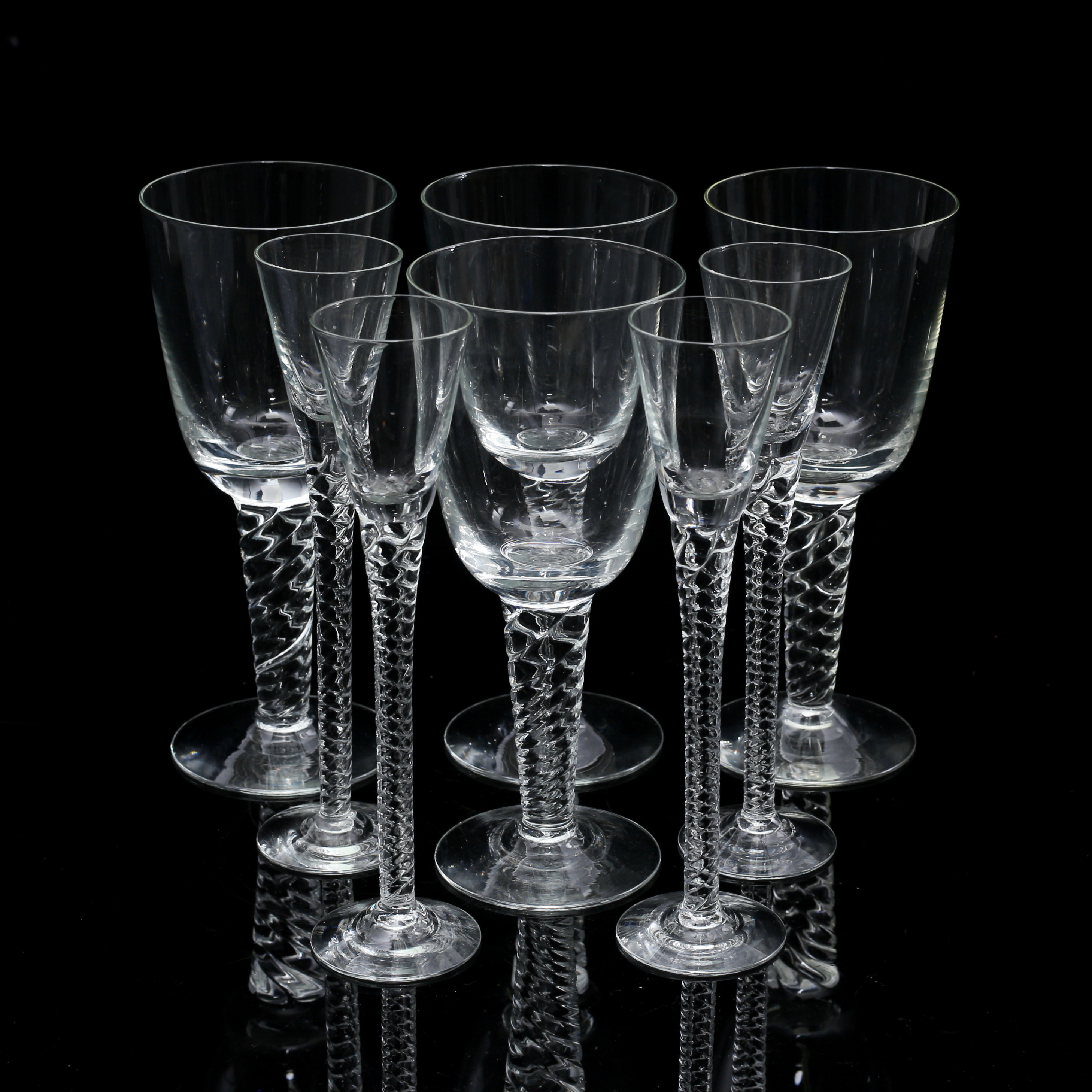 JACOB BANG. "Amager Twist", 8 st glas, Holmegaard, 1950-tal.