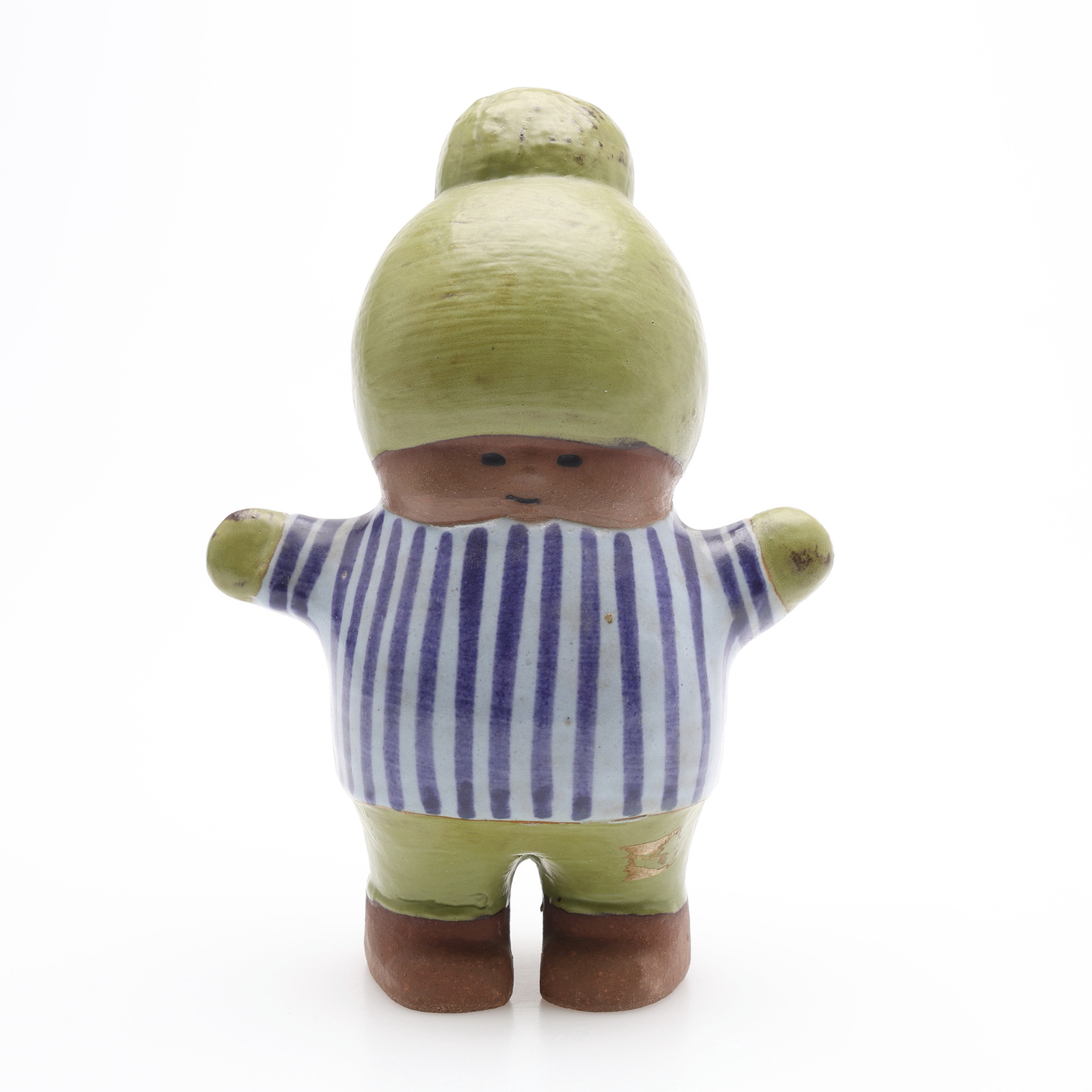 LISA LARSON. "KALLE", FIGUR, DELVIS GLASERAT STENGODS.
