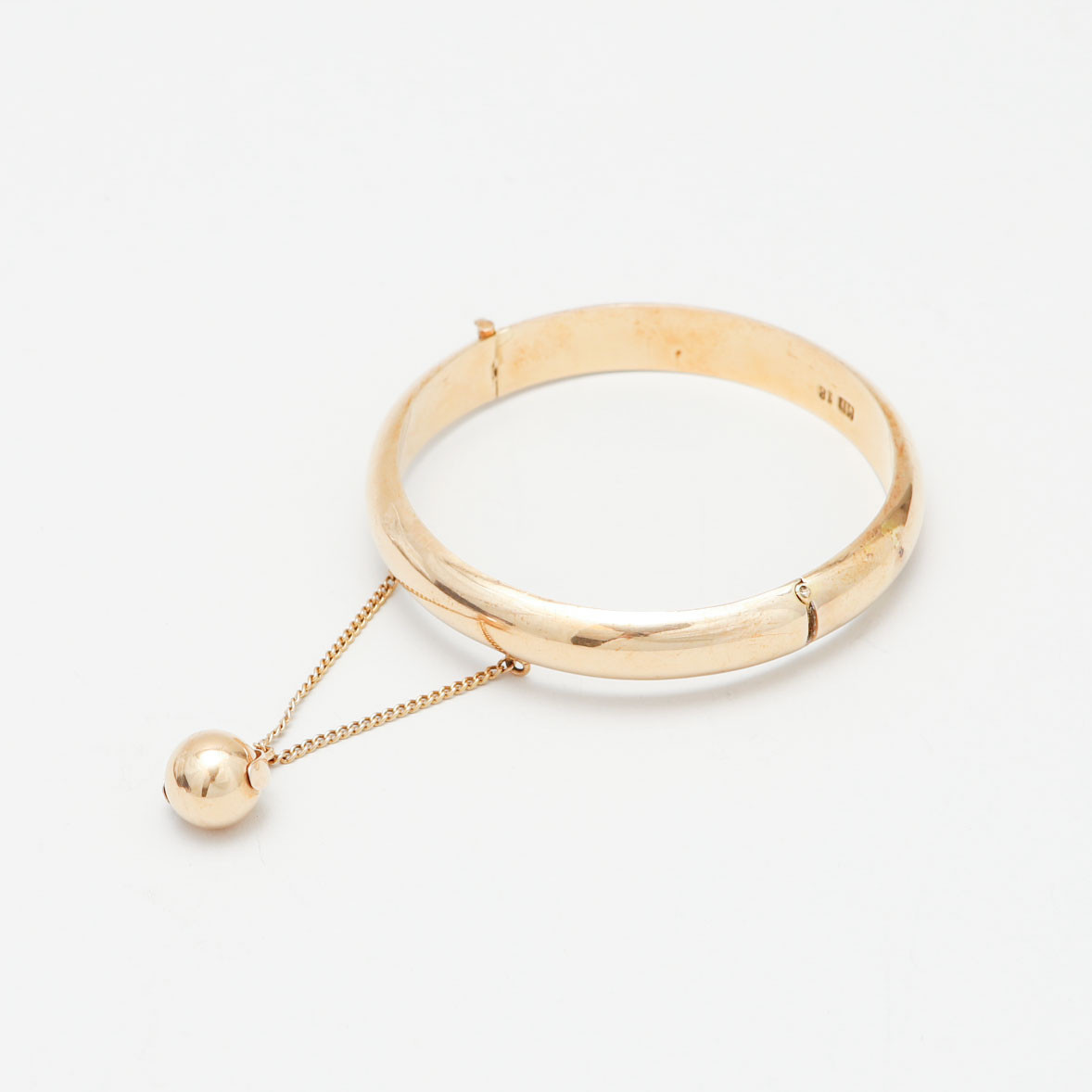 ARMBAND med HÄNGE, 18k guld, vikt ca 16,3 gram.