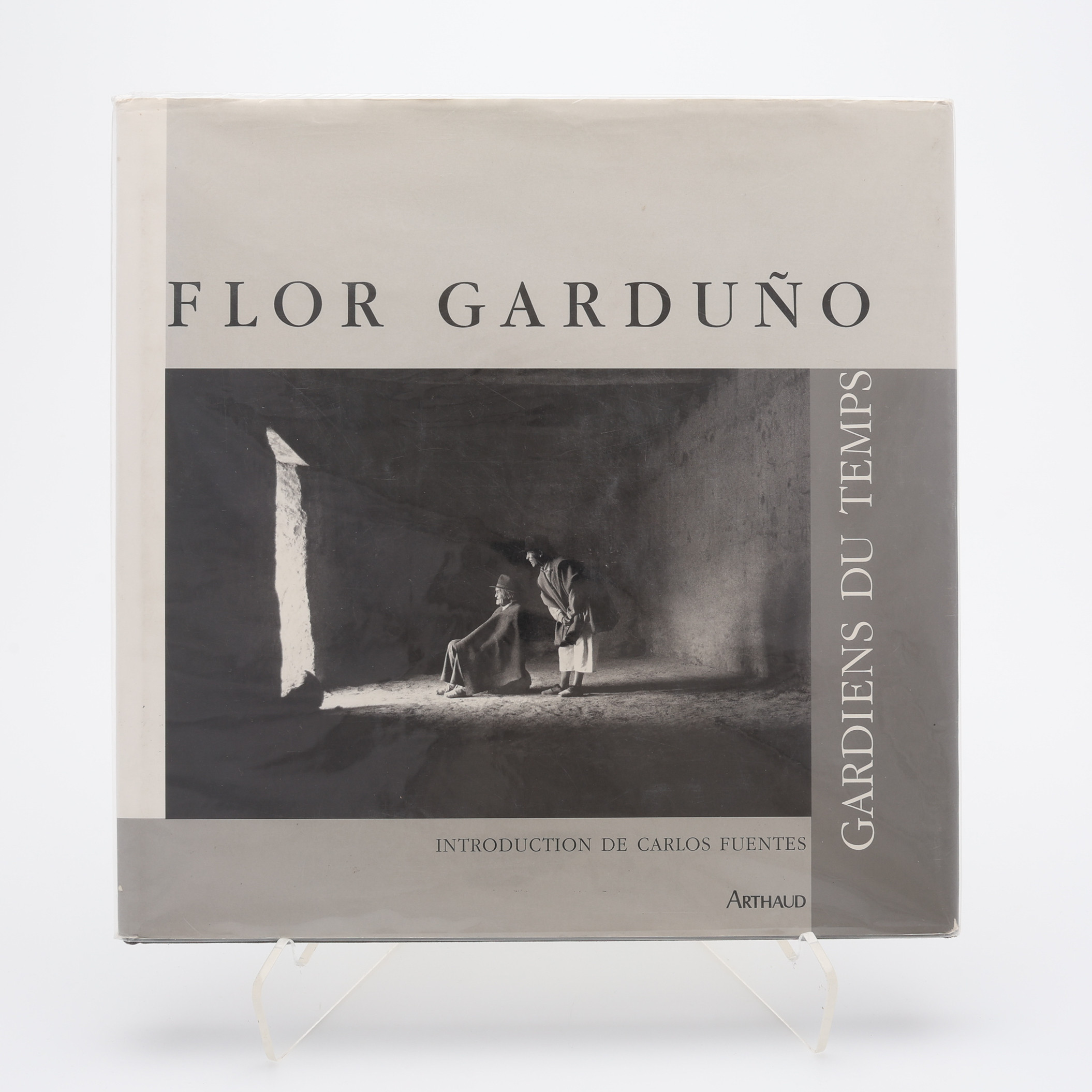 FOTO. DEN MEXIKANSKA FOTOGRAFEN FLOR GARDUNOS SVART-VITA FOTOGRAFIER FRÅN MEXIKO I FÖRSTA FRANSKA UPPLAGAN 1992.