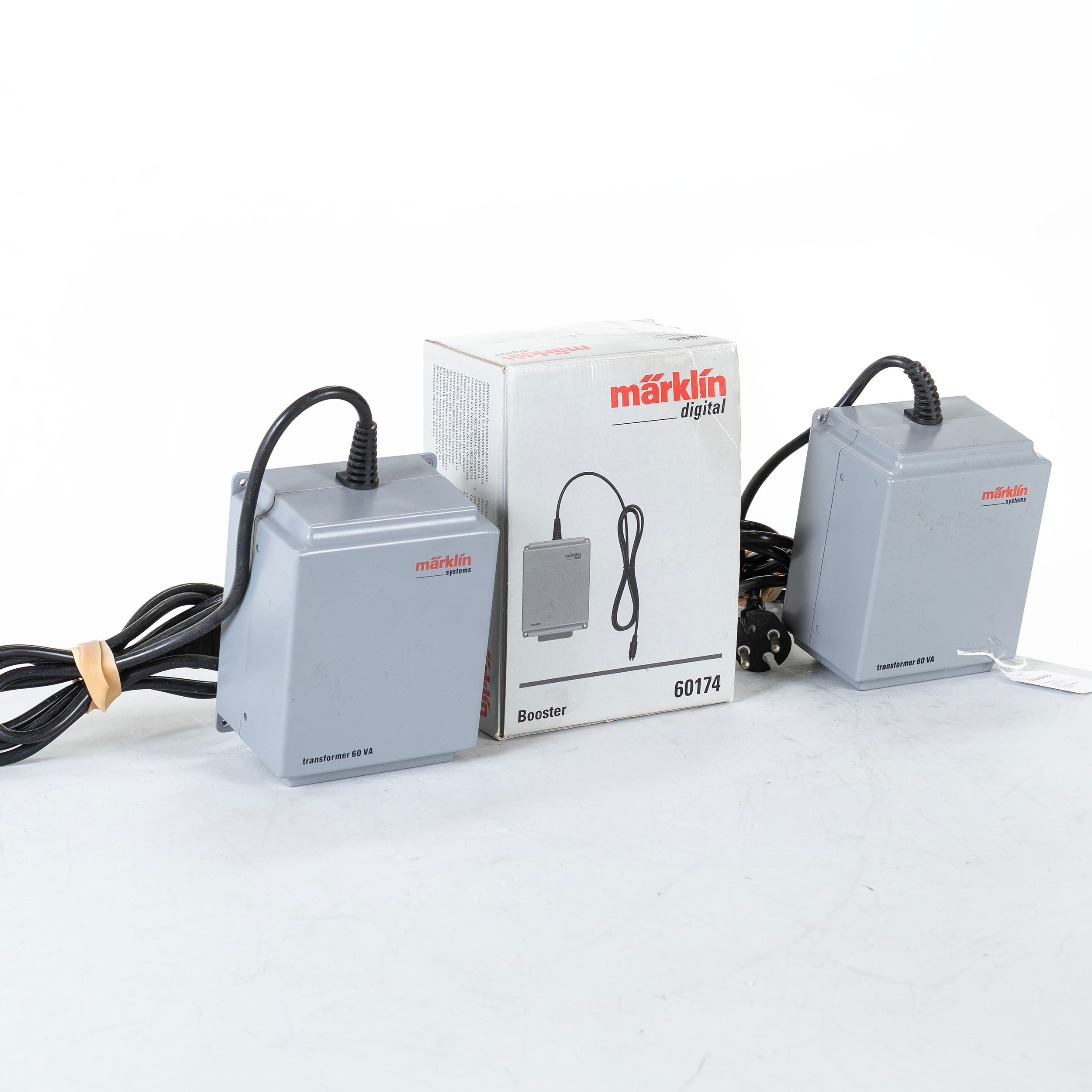 MÄRKLIN, booster 60174 samt 2 st transformatorer 60 VA.
