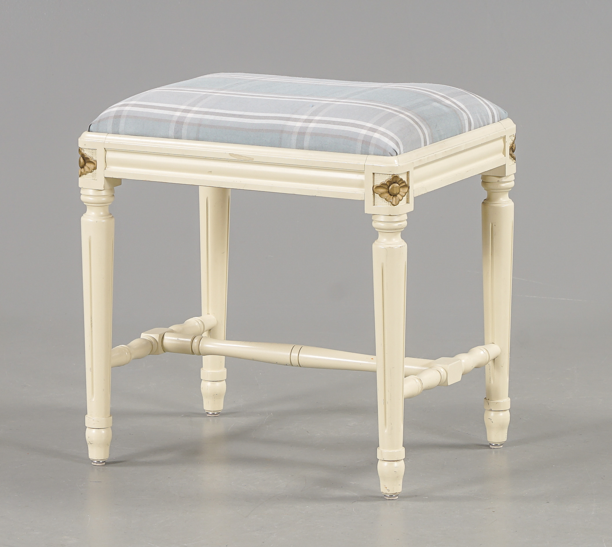 TABURETT Gustaviansk stil, 1900-talets andra hälft.