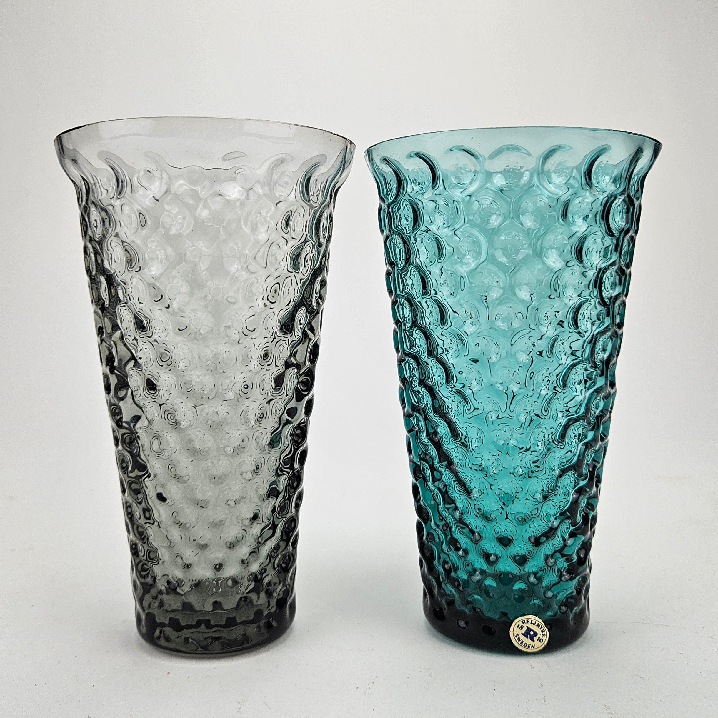 PAUL KEDELV. Vaser, 2 st, glas, "Birger", Reijmyre.