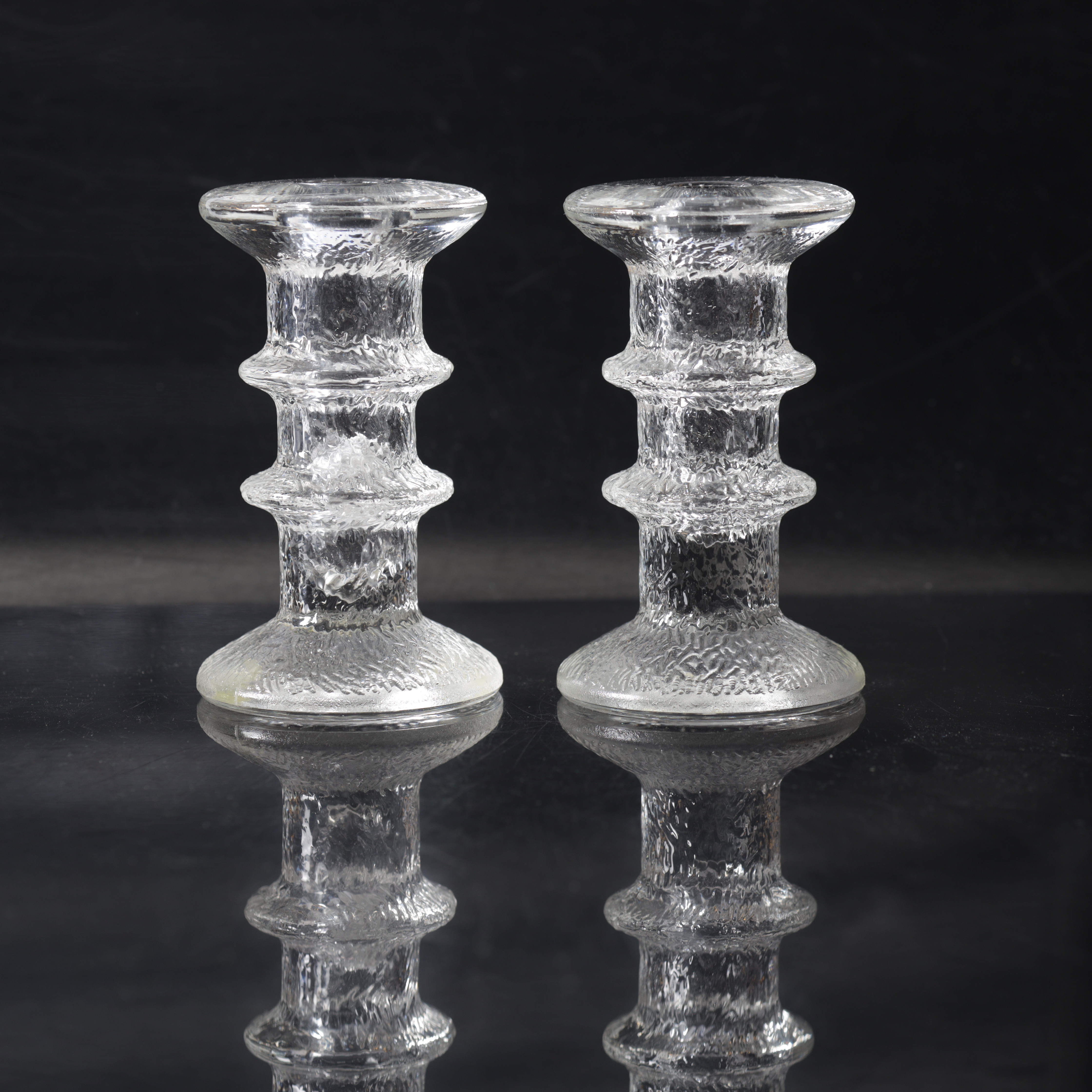TIMO SARPANEVA. Ljusstakar, ett par, glas, "Festivo", Iittala.