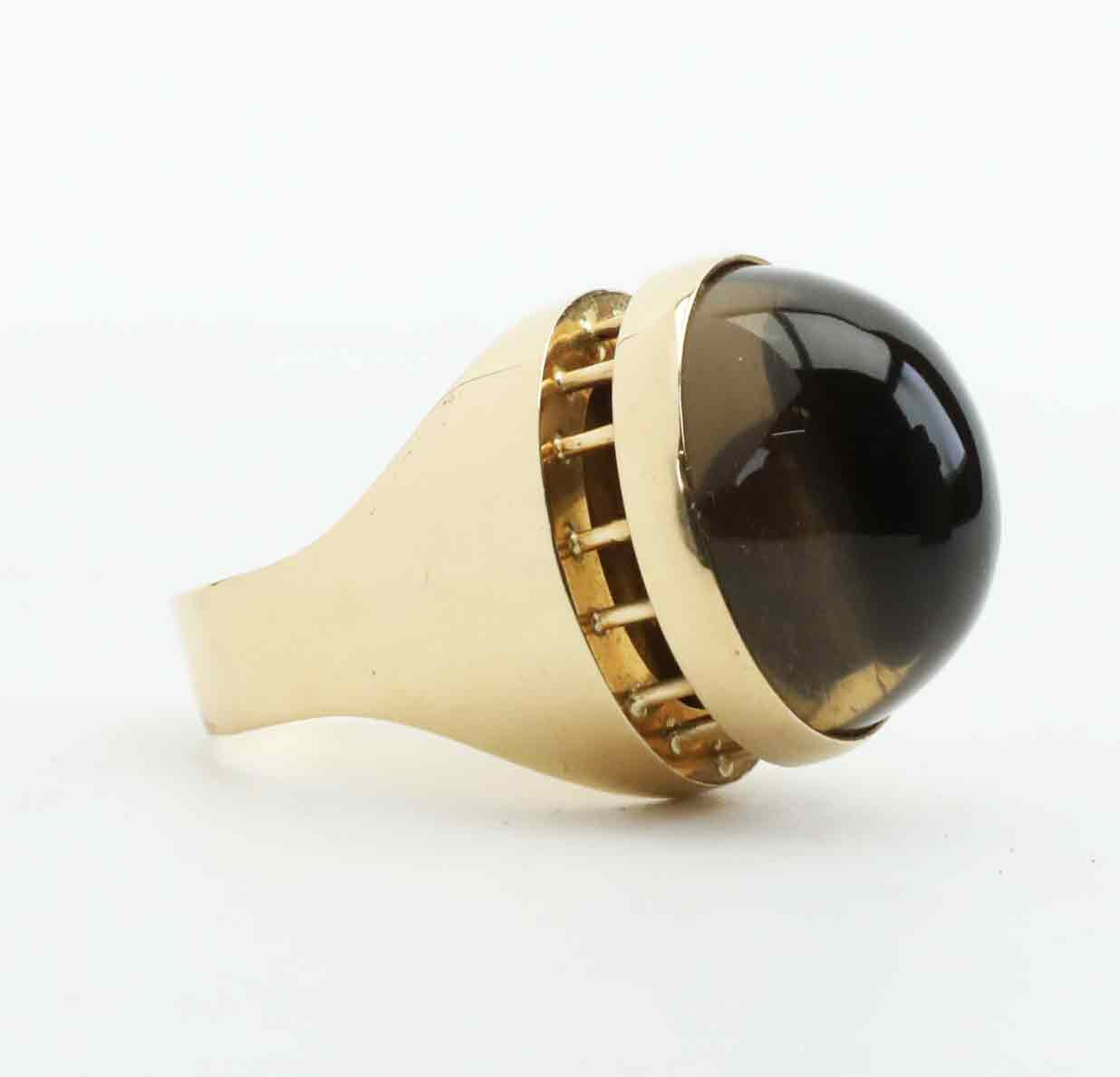 COCKTAILRING, Guld 14K, cabochonslipad rökkvarts, Finland, 1960-tal.