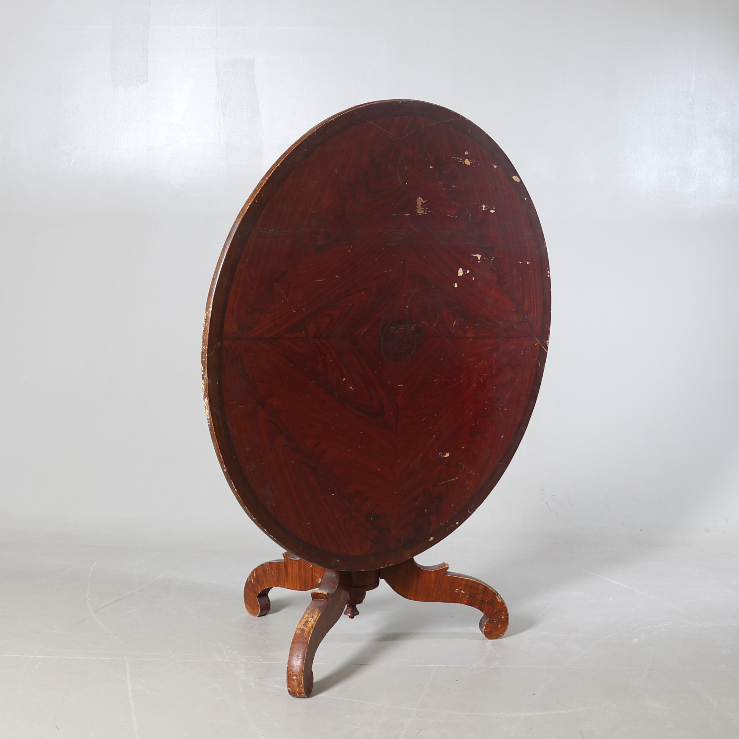 FÄLLBORD, ådermålat furu, 1900-tal.