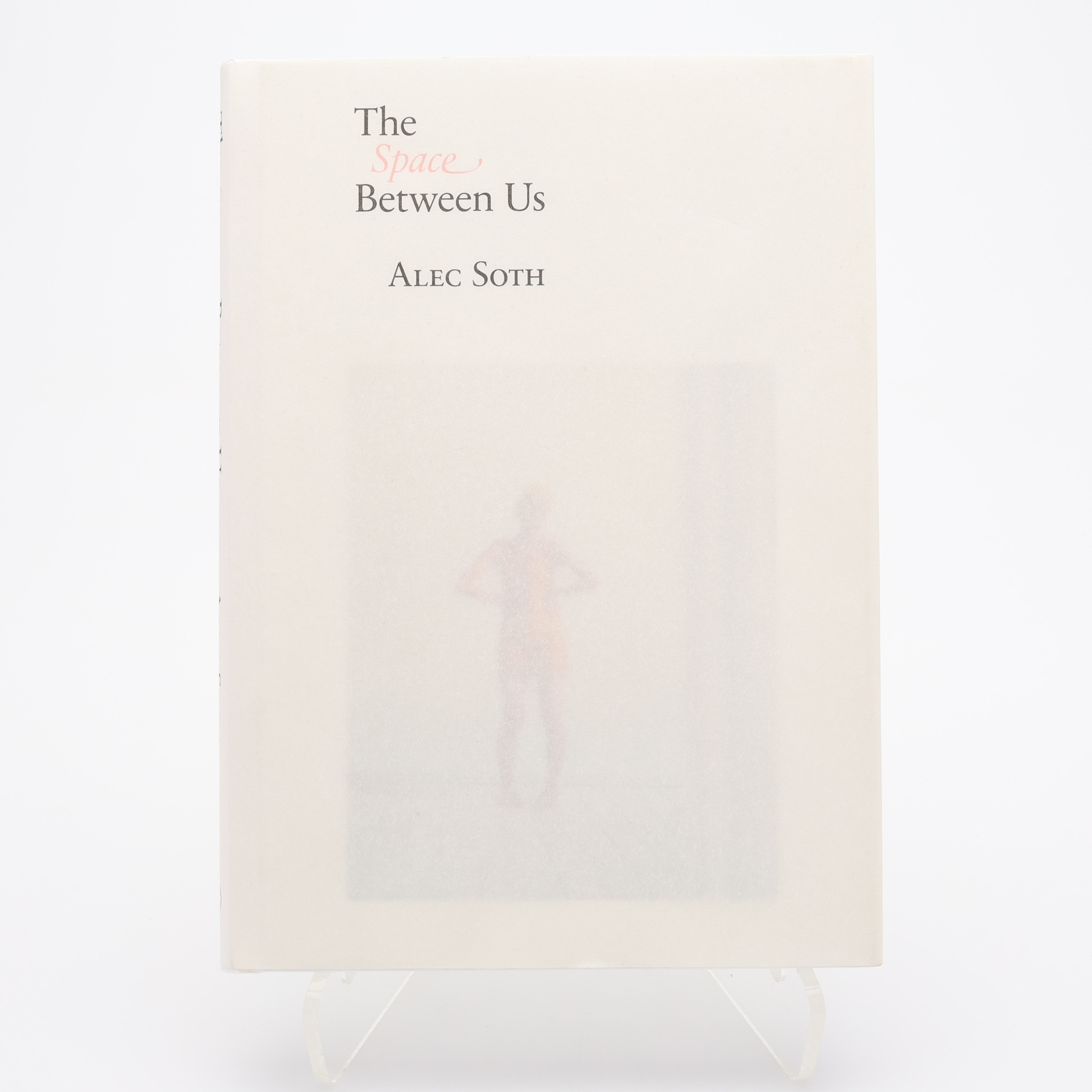 FOTO. DEN AMERIKANSKE FOTOGRAFEN ALEC SOTHS "THE SPACE BETWEEN US" I BEGRÄNSAD FÖRSTA UPPLAGAN, 2020.