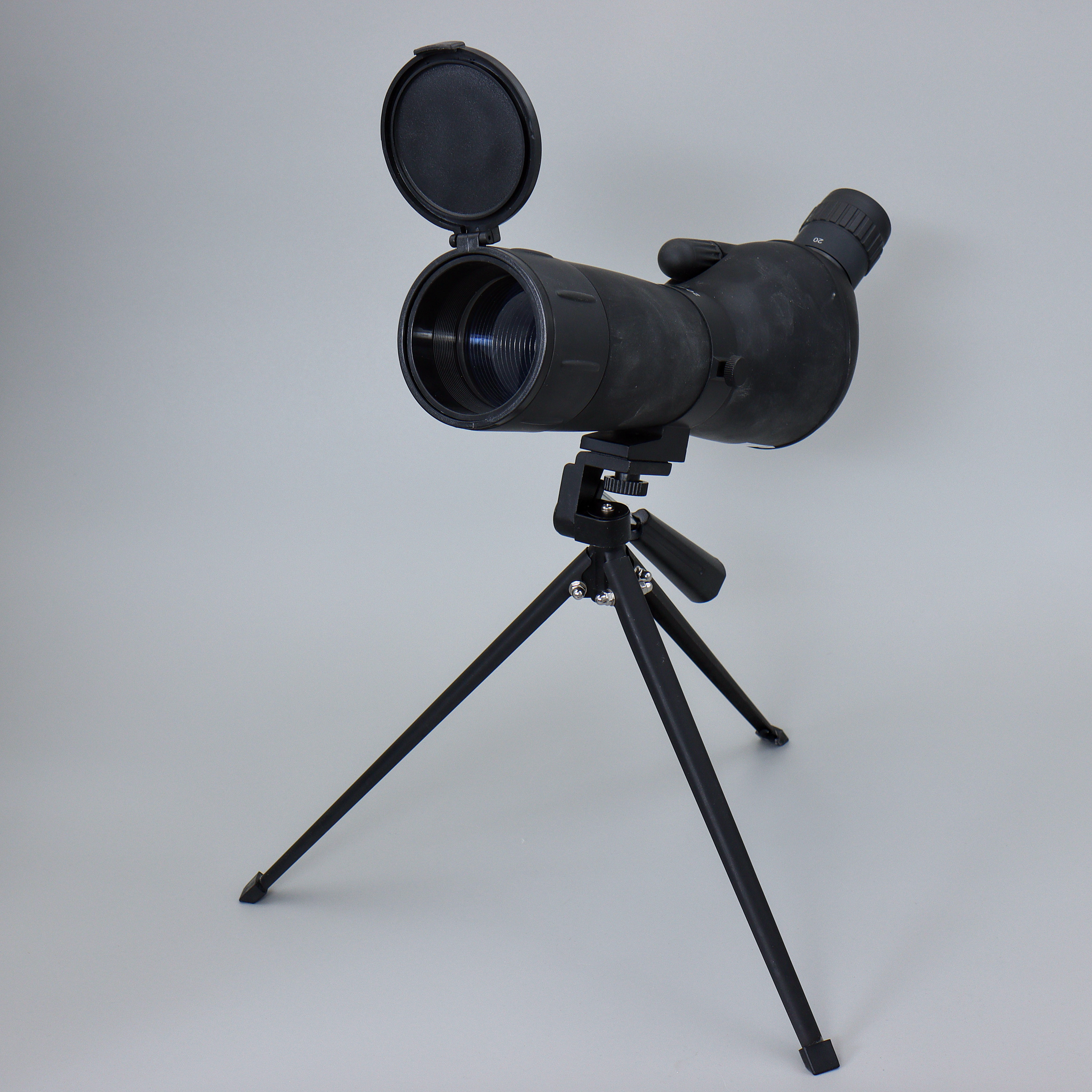 KIKARE, BRESSER, SPEKTIV 20-60x60.