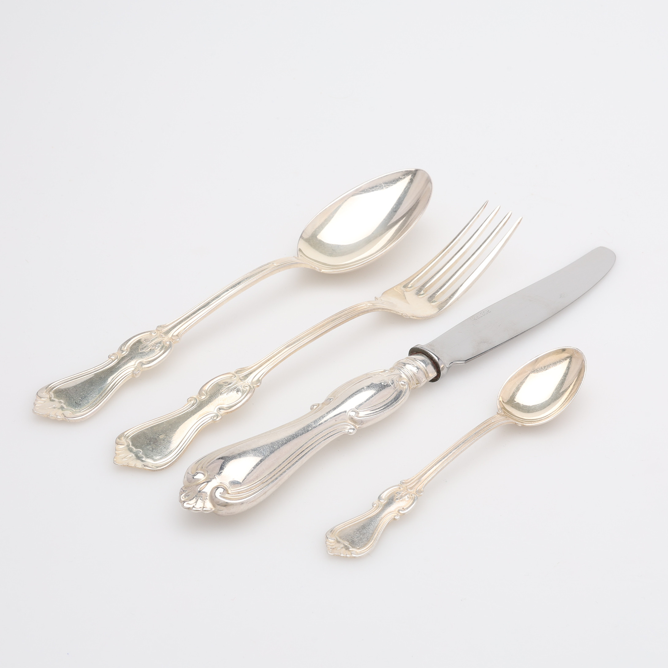 BESTICKUPPSÄTTNING, 48 DELAR, SILVER, "OLGA", GAB, STOCKHOLM & ESKILSTUNA, 1956-1985, TOTALT CIRKA 2125 GRAM.