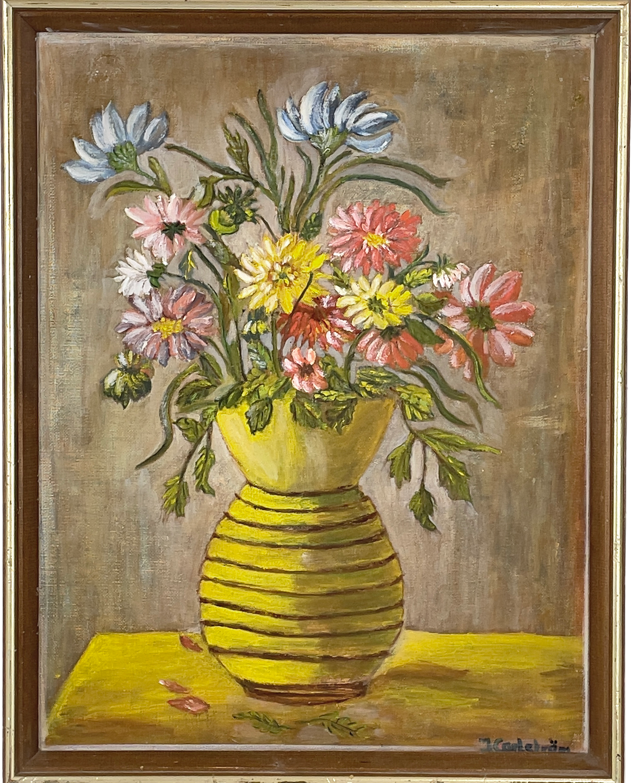 OIDENTIFIERAD KONSTNÄR, olja på duk, gul vas med blommor, signerad J. Carlström.