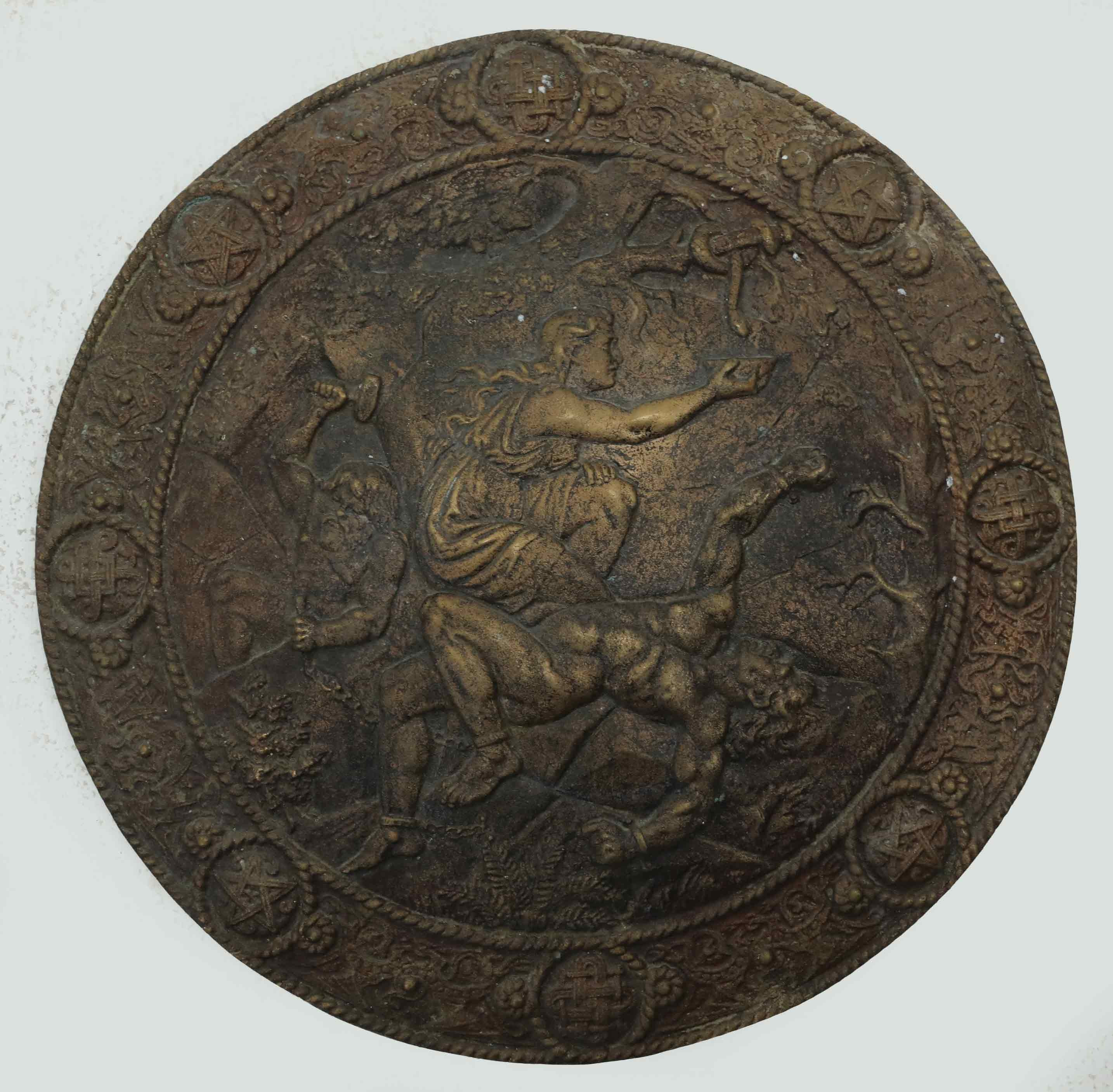 VÄGGSKÖLD, "Lokes Straff", gjutjärn, troligen Bolinder, 18/1900-tal.