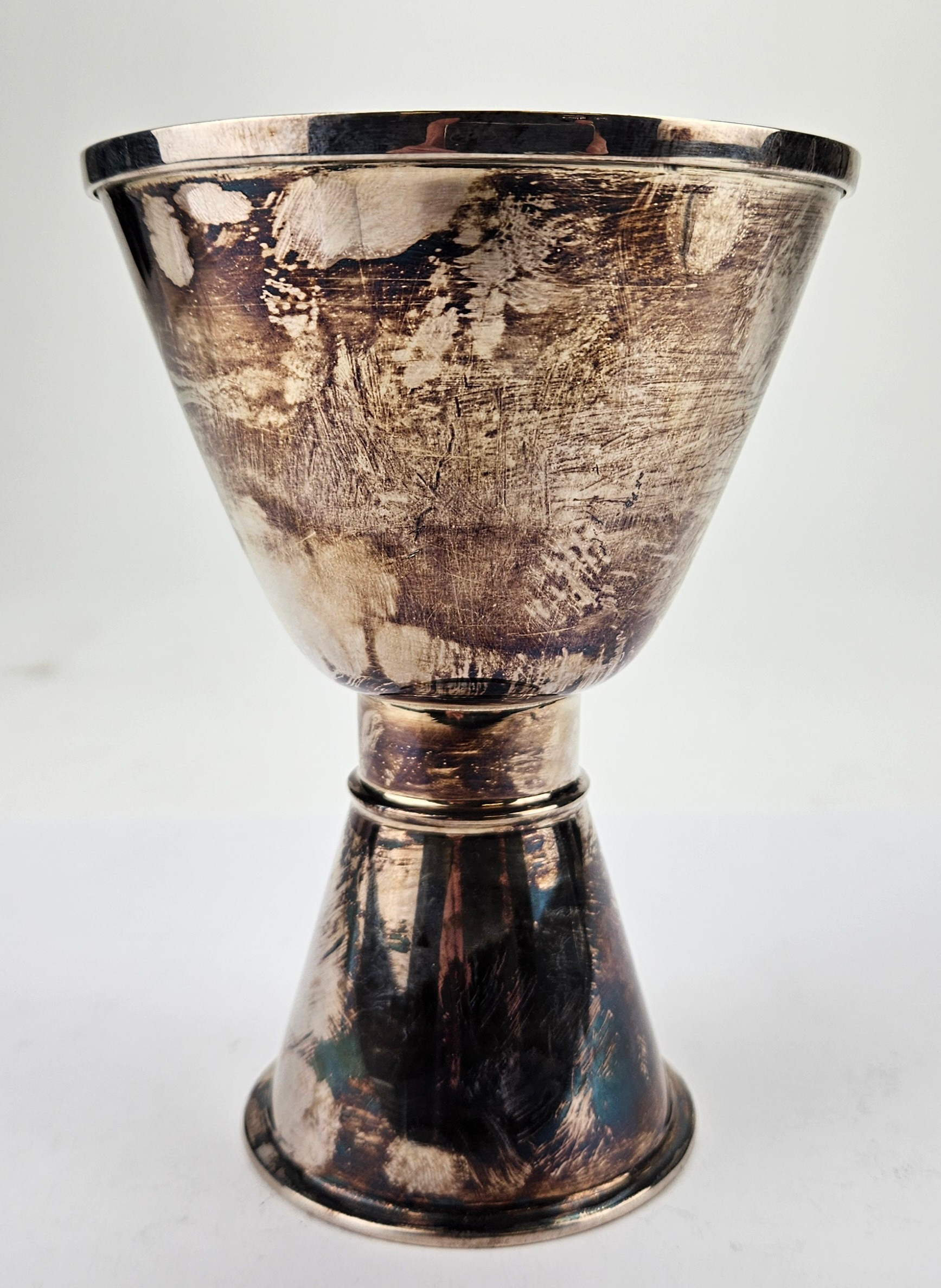 TAPIO WIRKKALA. Pokal/bägare, silver, TW Kultakeskus, Finland, vikt ca. 202,7 gram.