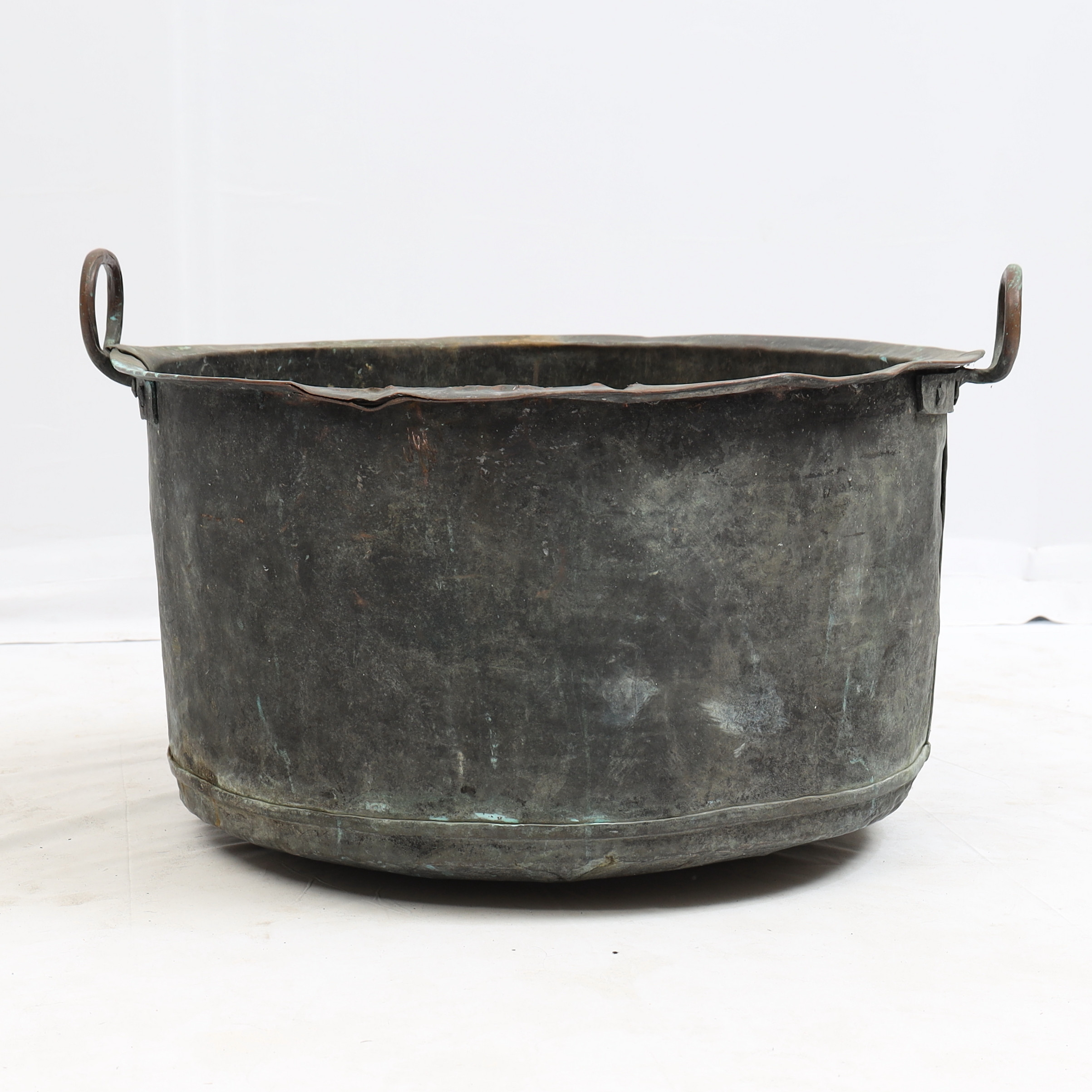 BALJA, kopppar, 1800-tal, med dubbla hänklar.