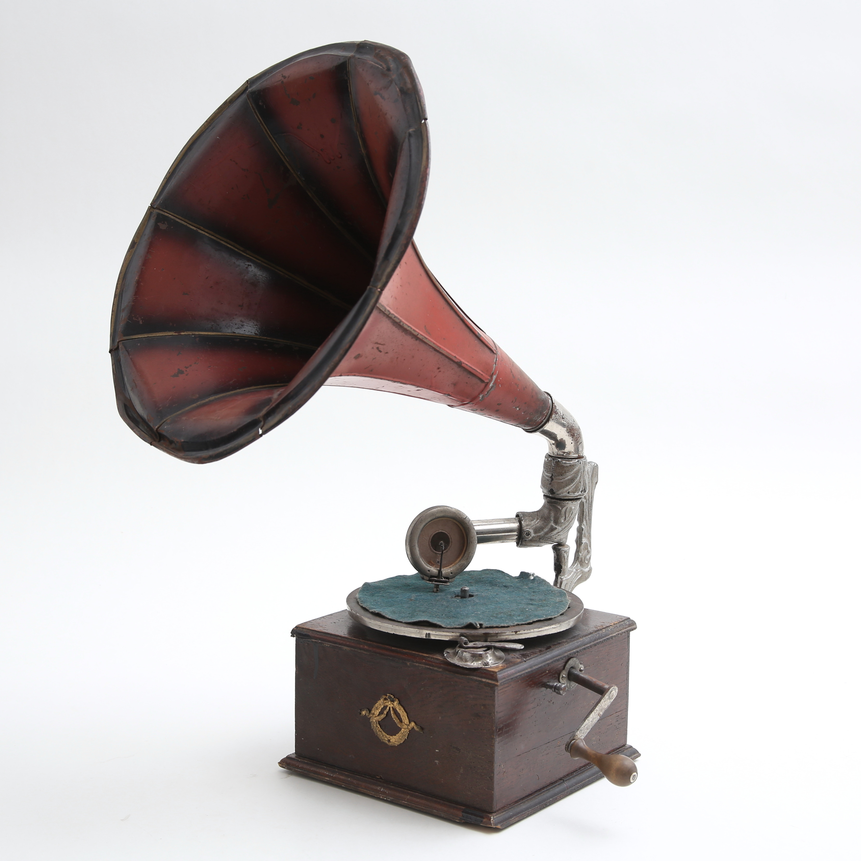 TRATTGRAMMOFON, 1900-talets första del.
