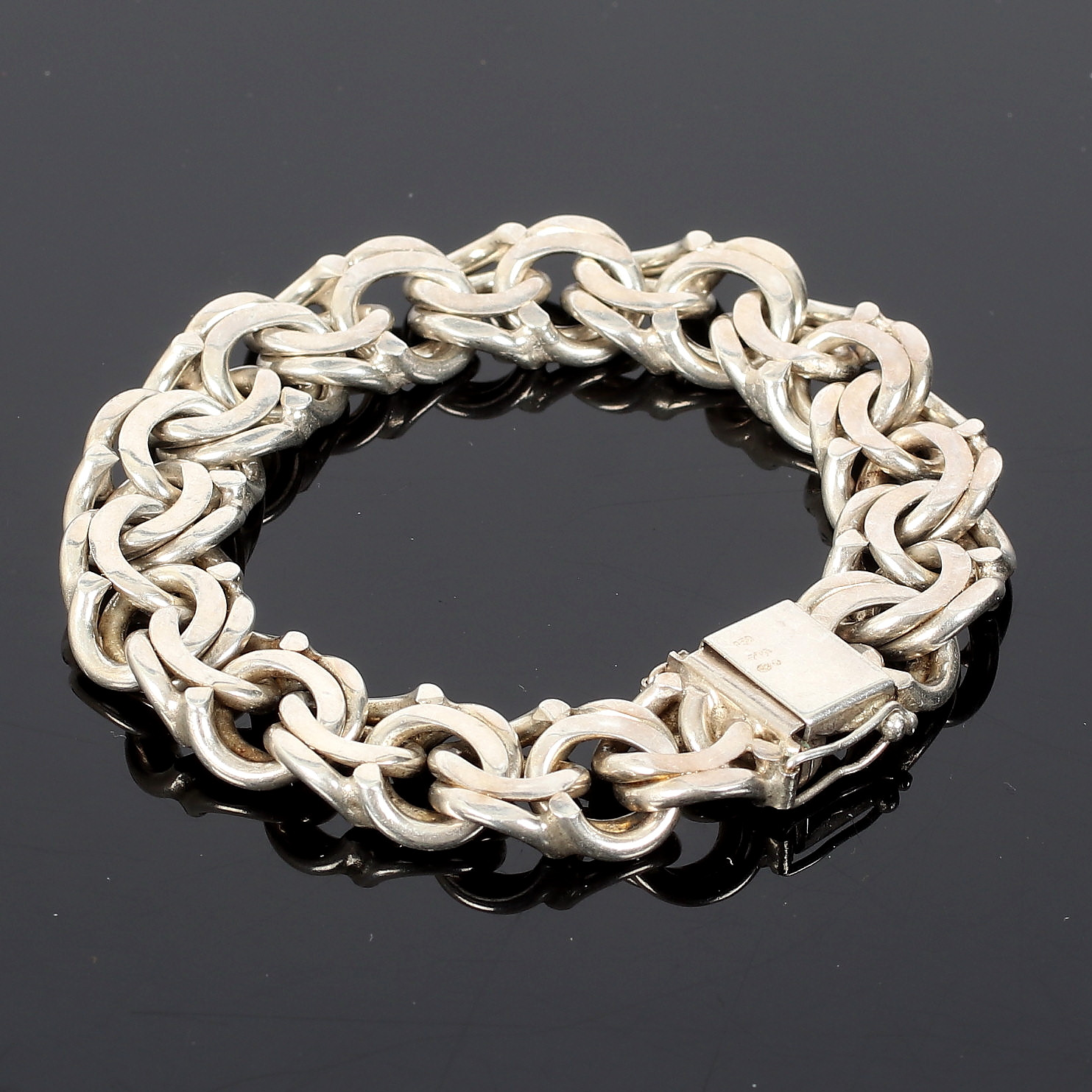 (6A55) ARMBAND, silver, "bismarklänk", 1900-tal.