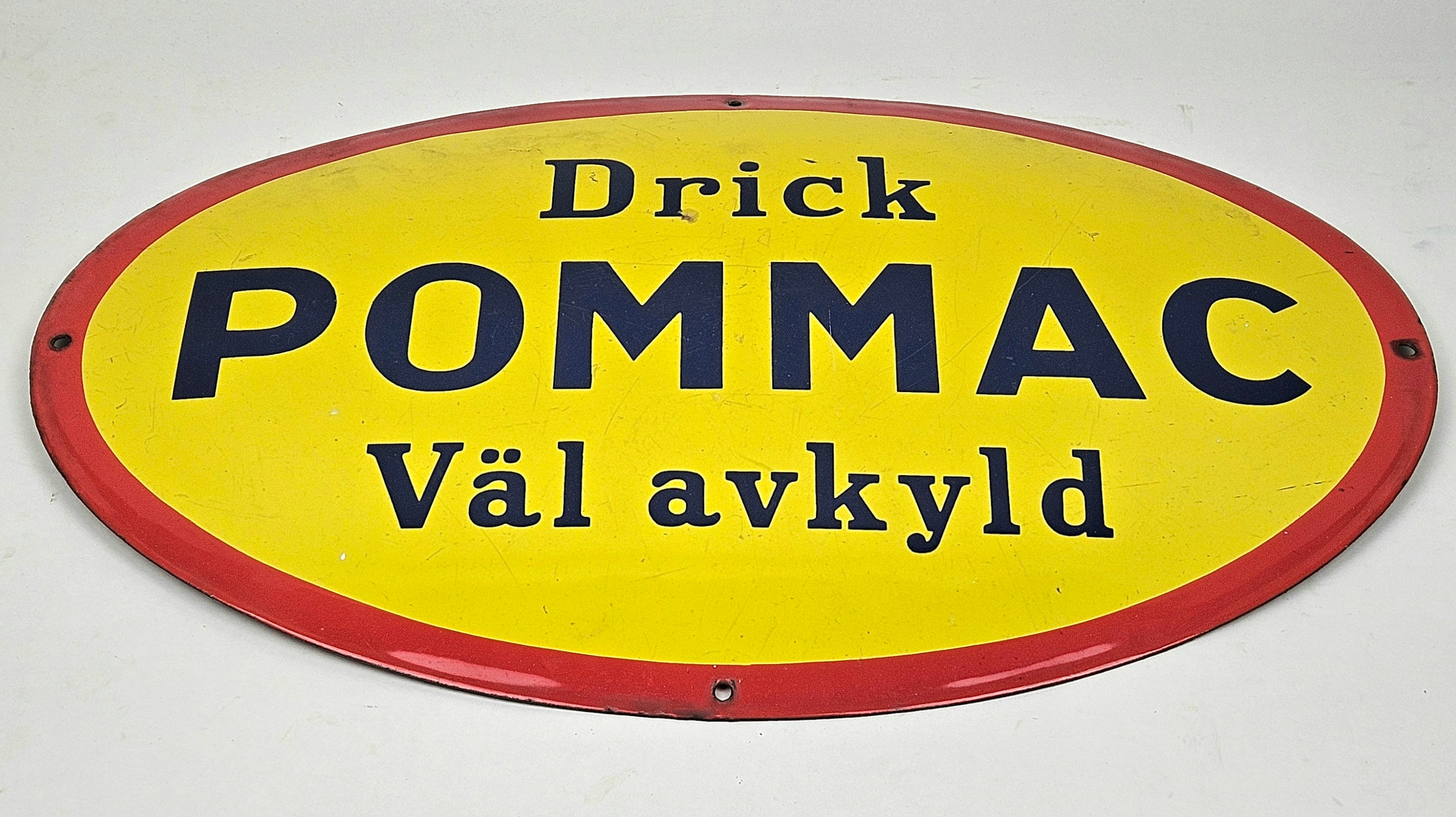 EMALJSKYLT, Drick Pommac Väl avkyld, 1900-tal.