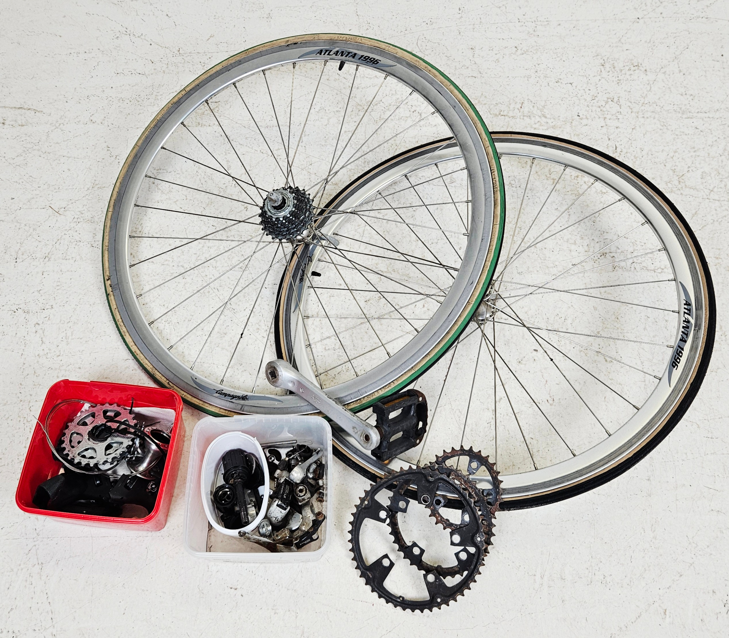 PARTI CYKELDELAR, bland annat Campagnolo.