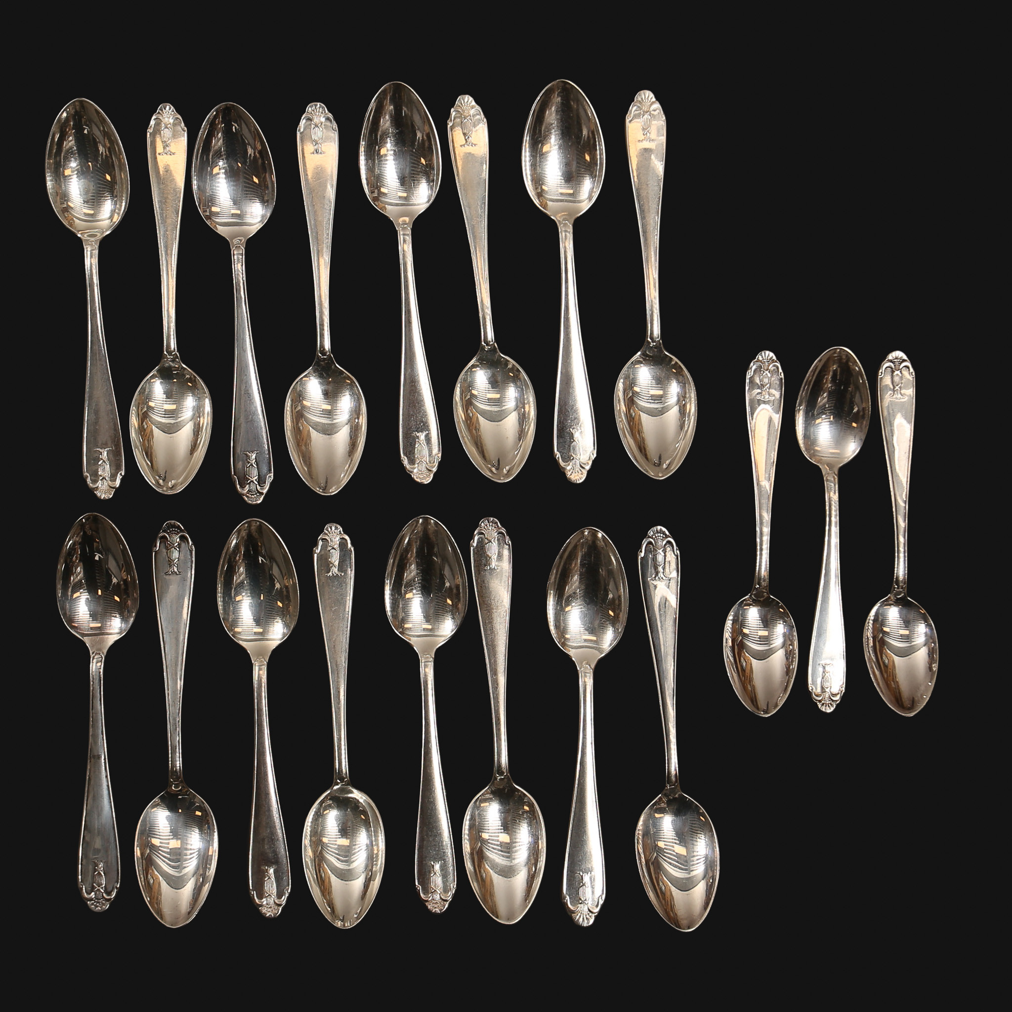 TESKEDAR OCH KAFFESKEDAR, silver, modell Wasa, 16+3 stycken.