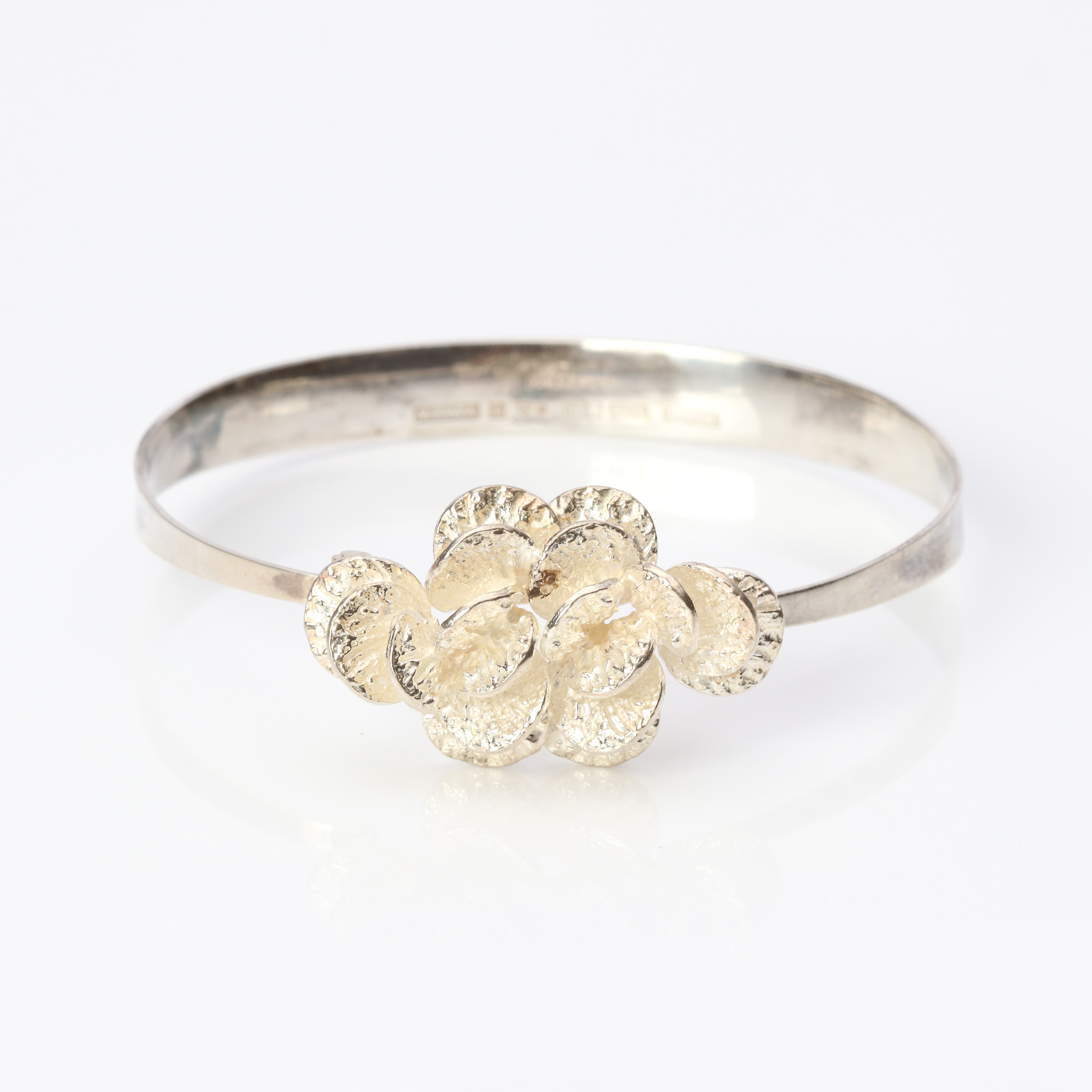 THERESIA HVORSLEV, ARMBAND. Sterlingsilver, MEMA, Lidköping 1978.