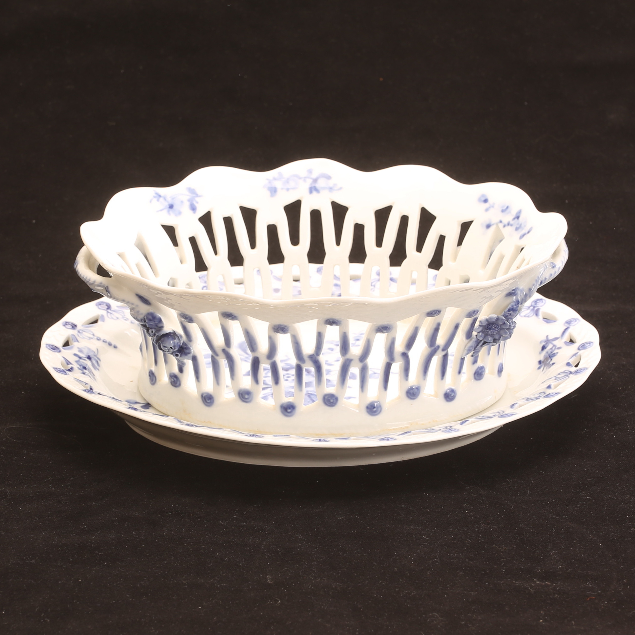 GALLERSKÅL med fat, porslin, Royal Copenhagen.