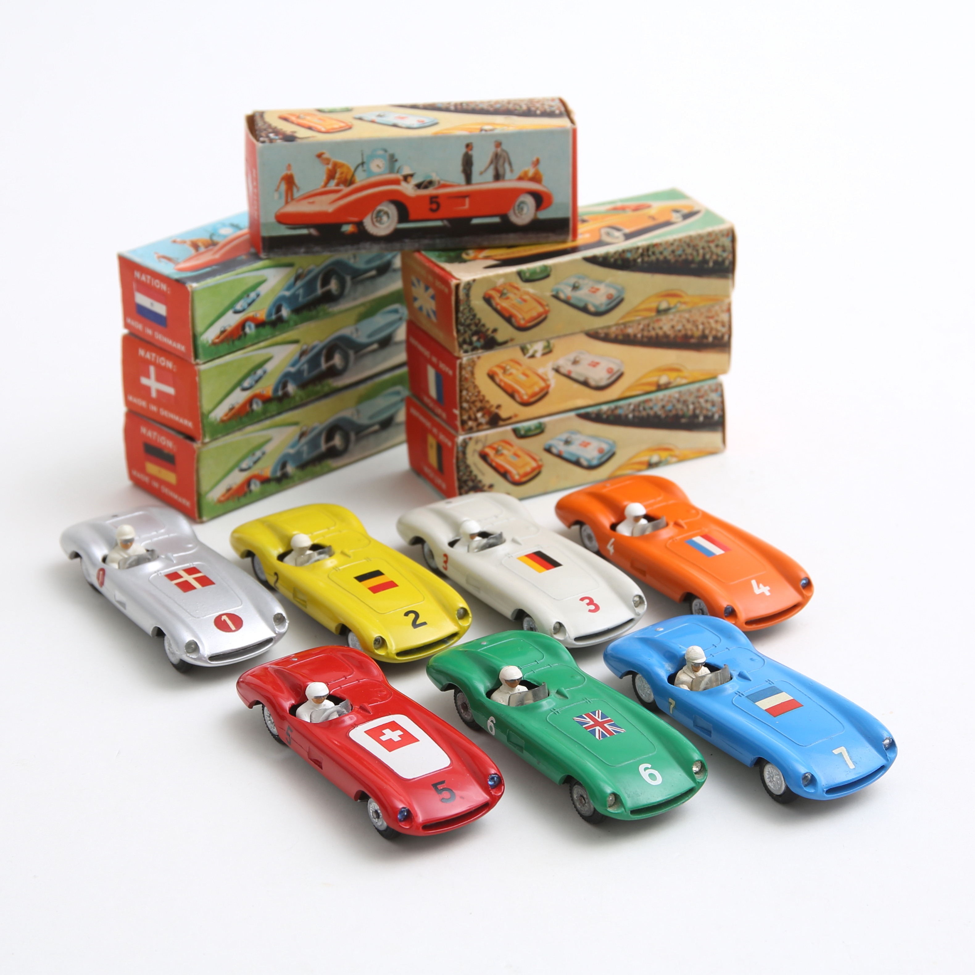MODELLBILAR Tekno, 7 st Ferrari 750 Monza.