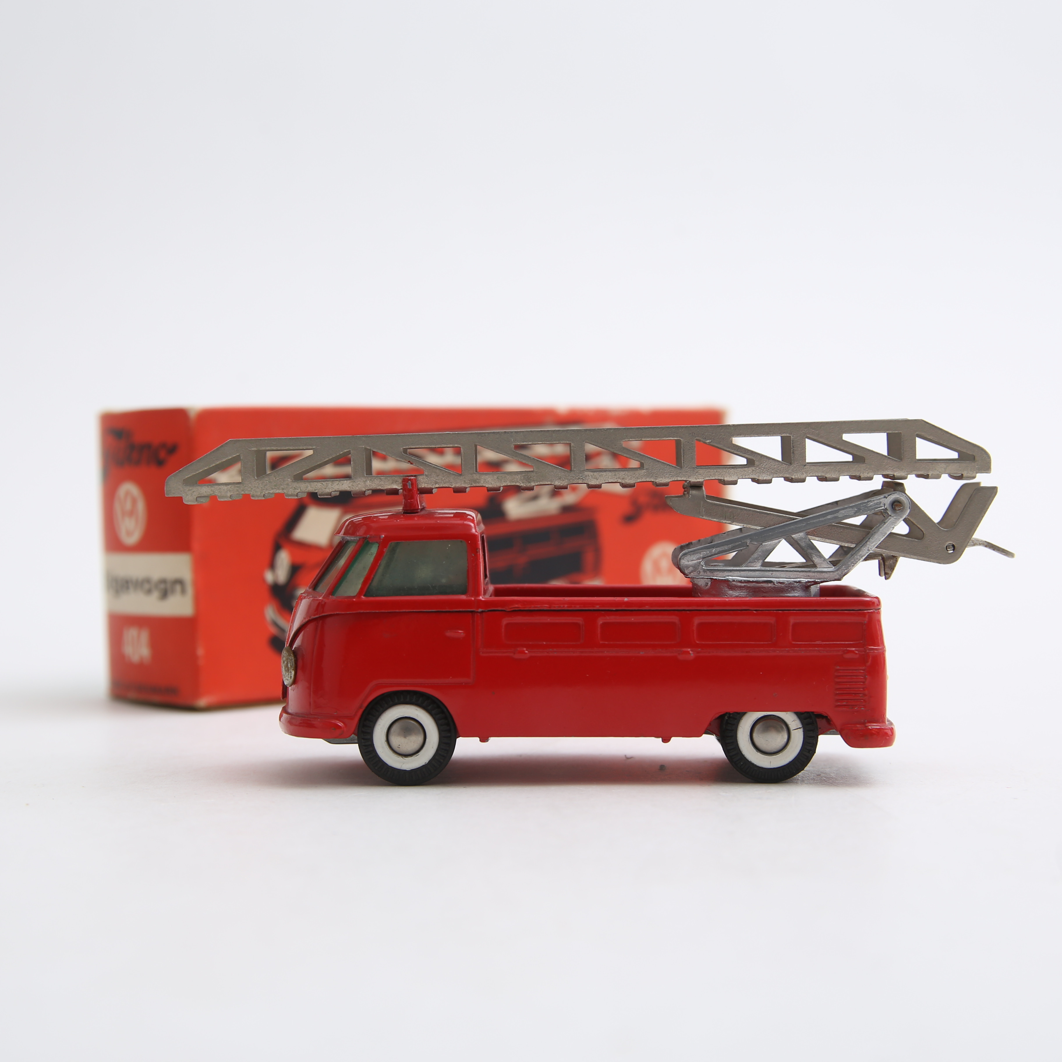 MODELLBIL, Tekno, VW Brandbil Stegvagn.