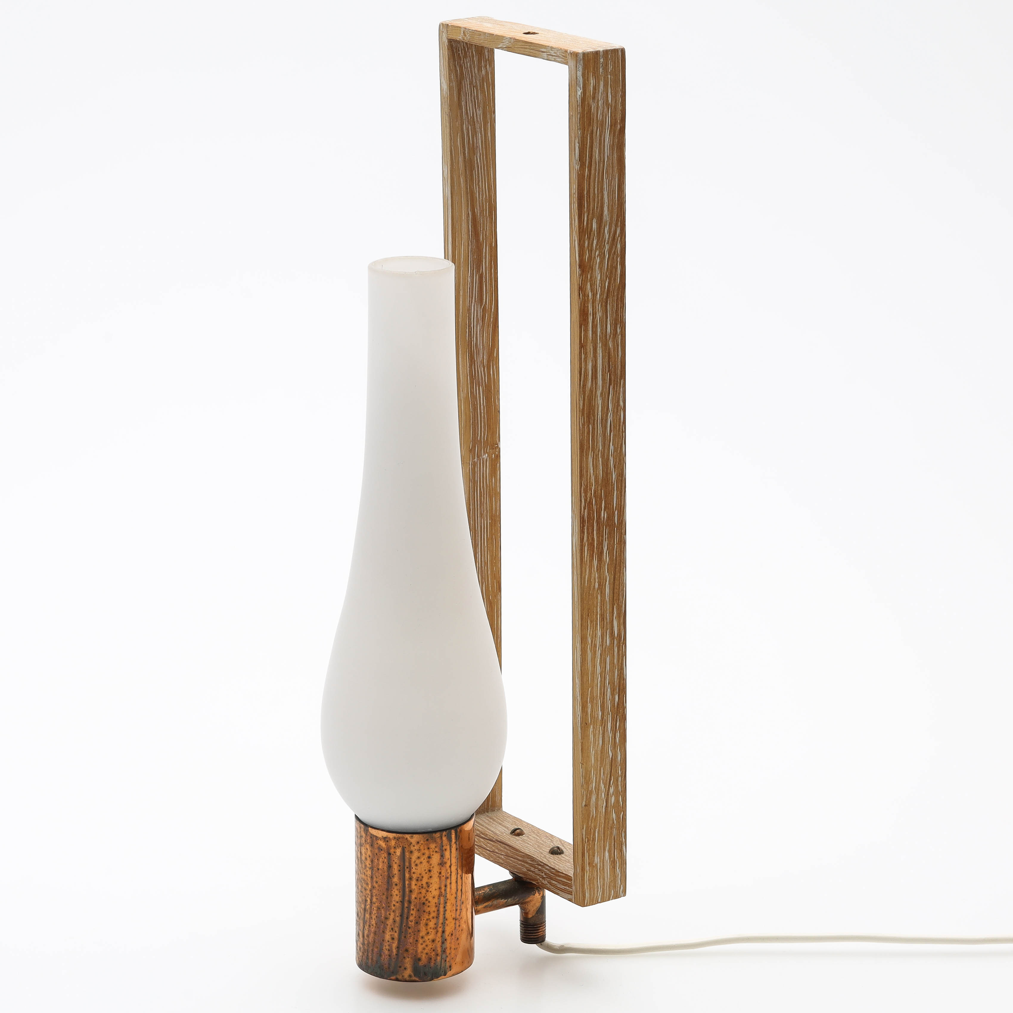 VÄGGLAMPA, koppar & trä, 1900-talets mitt.