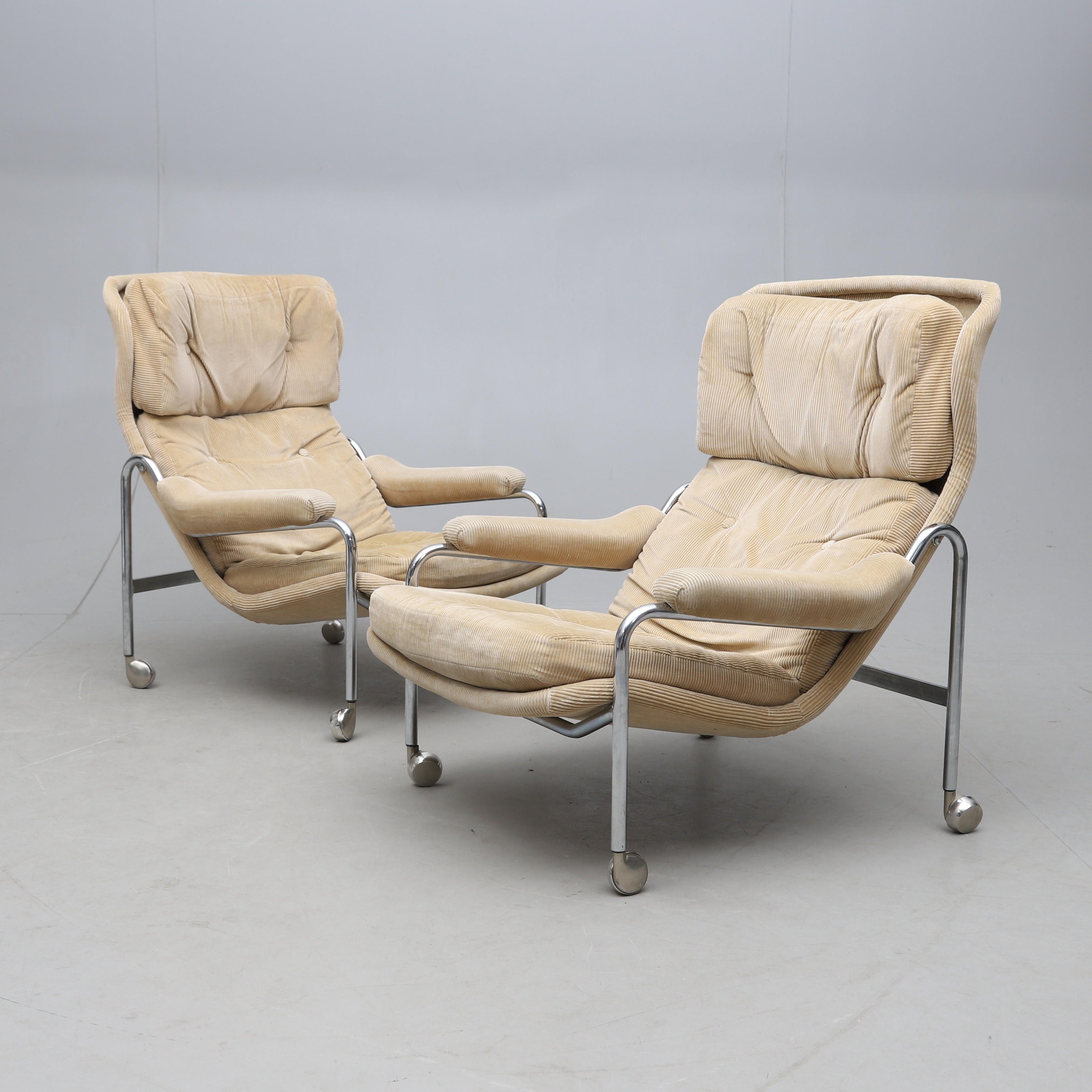 FÅTÖLJER, 2 st, stålrör och textil, möjligen Bröderna Andersson, 1970/80-tal.