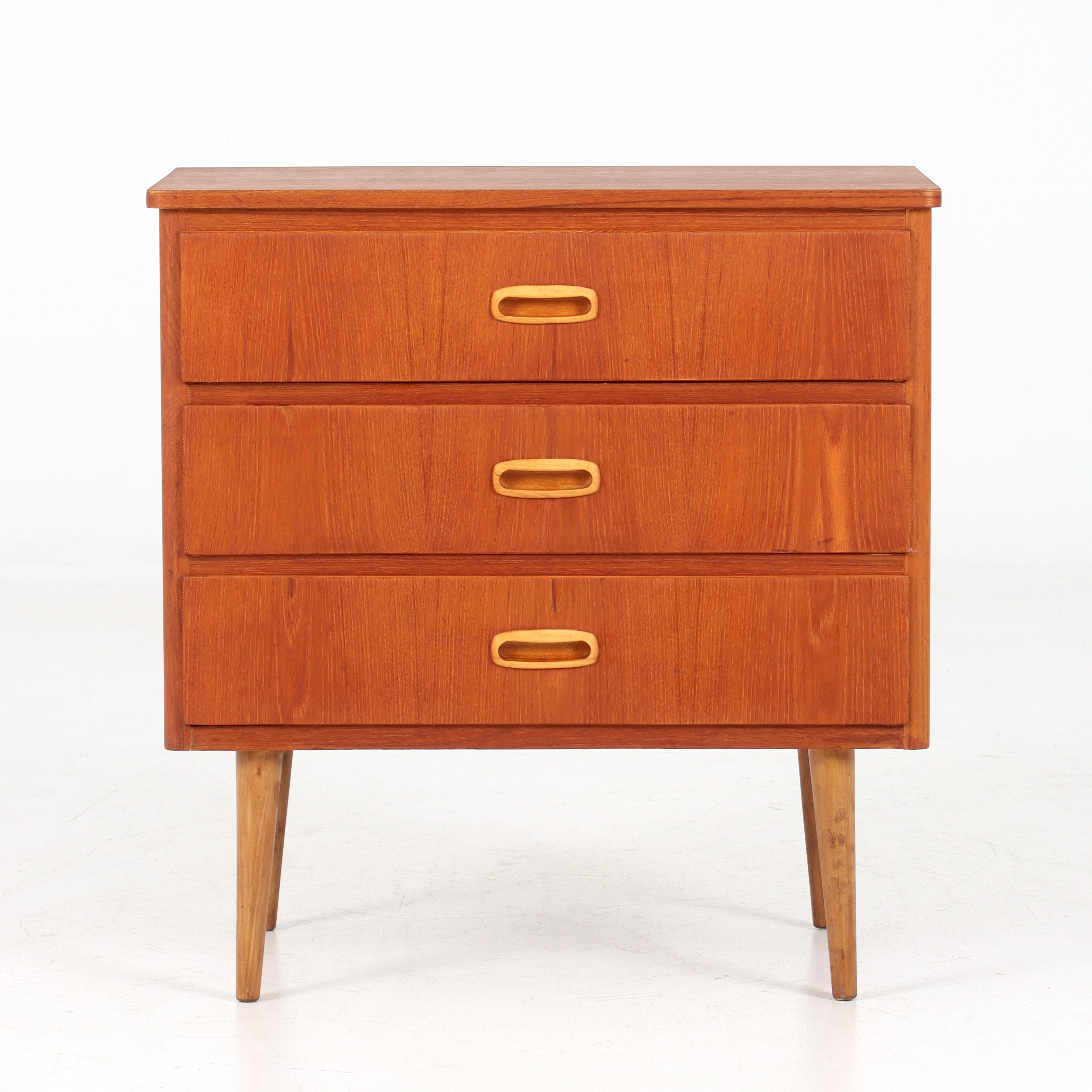 BYRÅ, teak, 1960-tal.