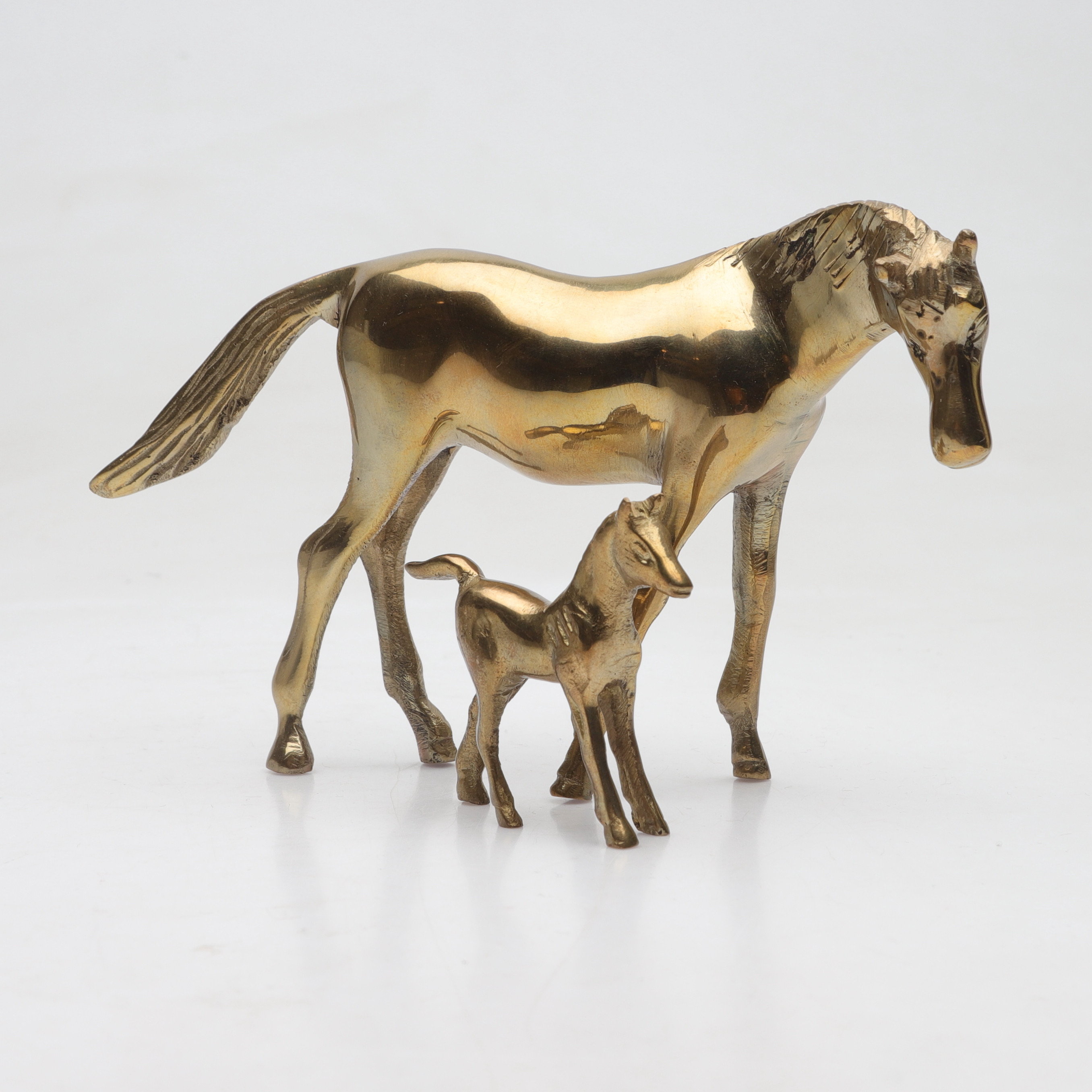 FIGURINER, 2 st, mässing, 1900-talets andra hälft.