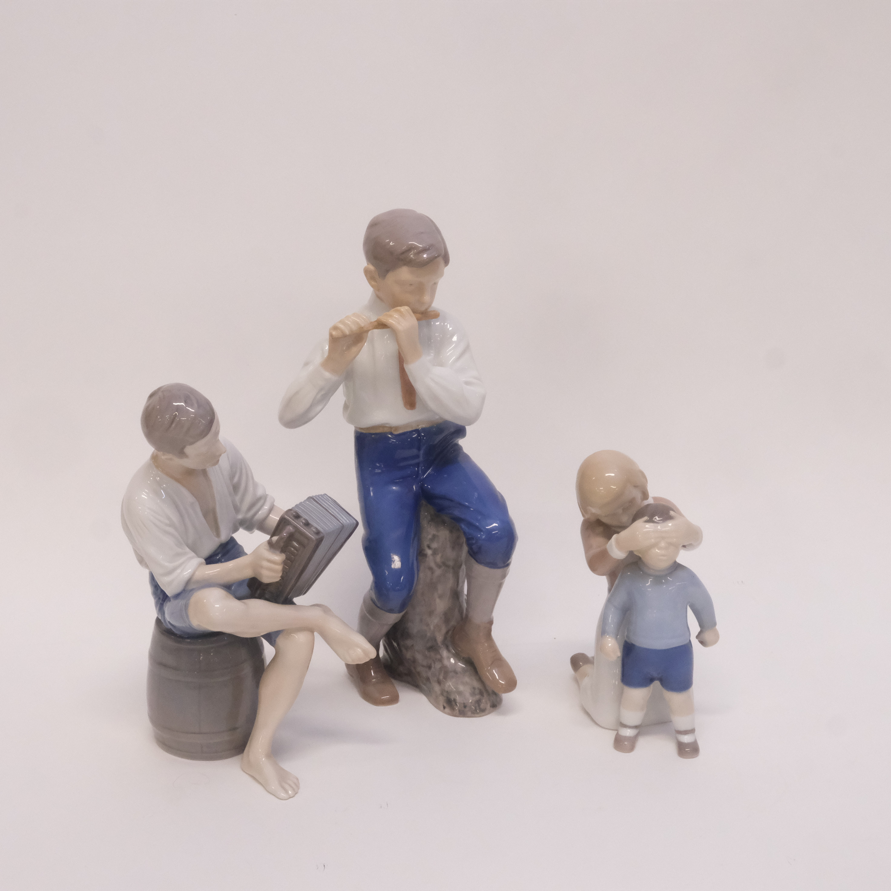 FIGURINER, BING & GRÖNDAHL, TRE STYCKEN.