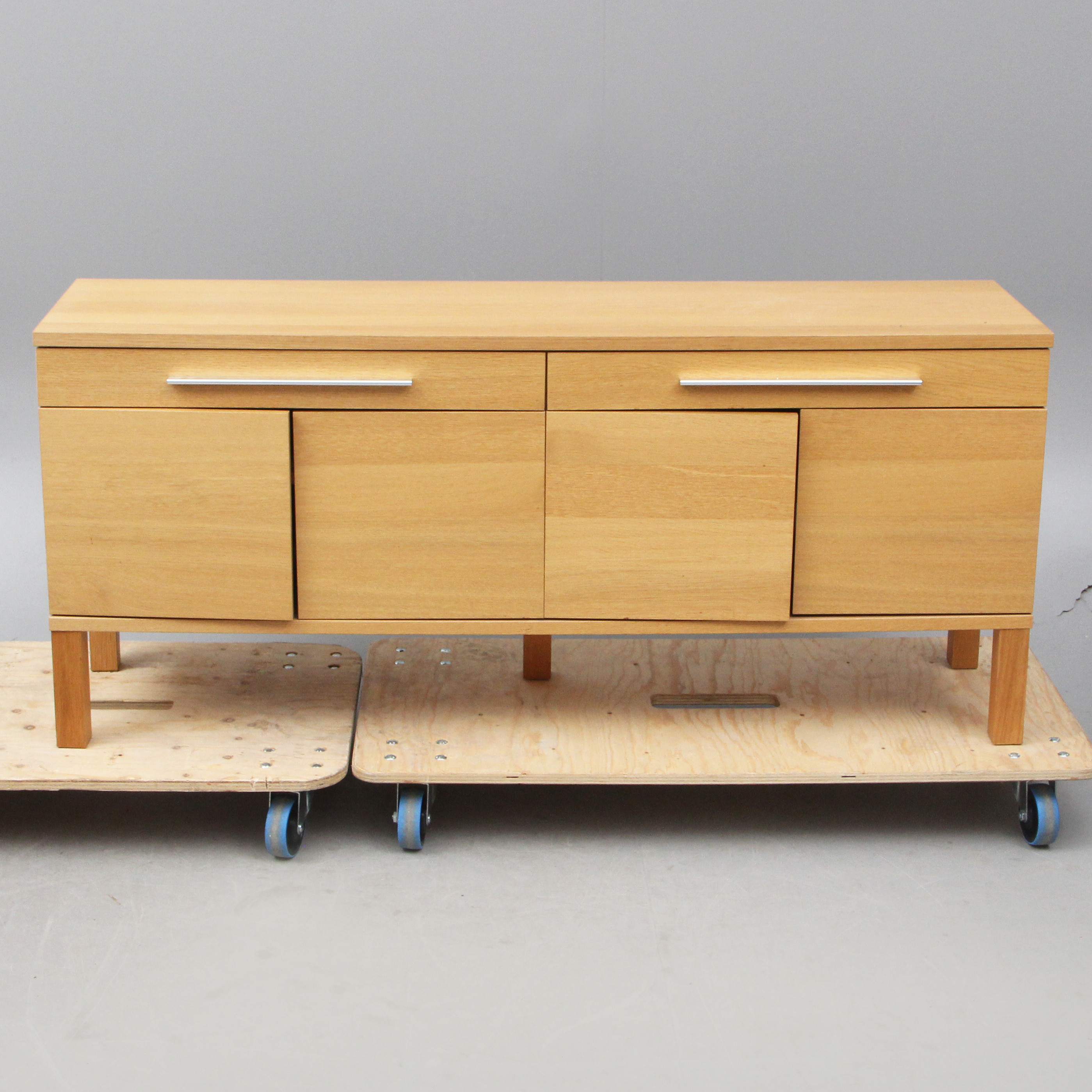 SKÄNK, modern.